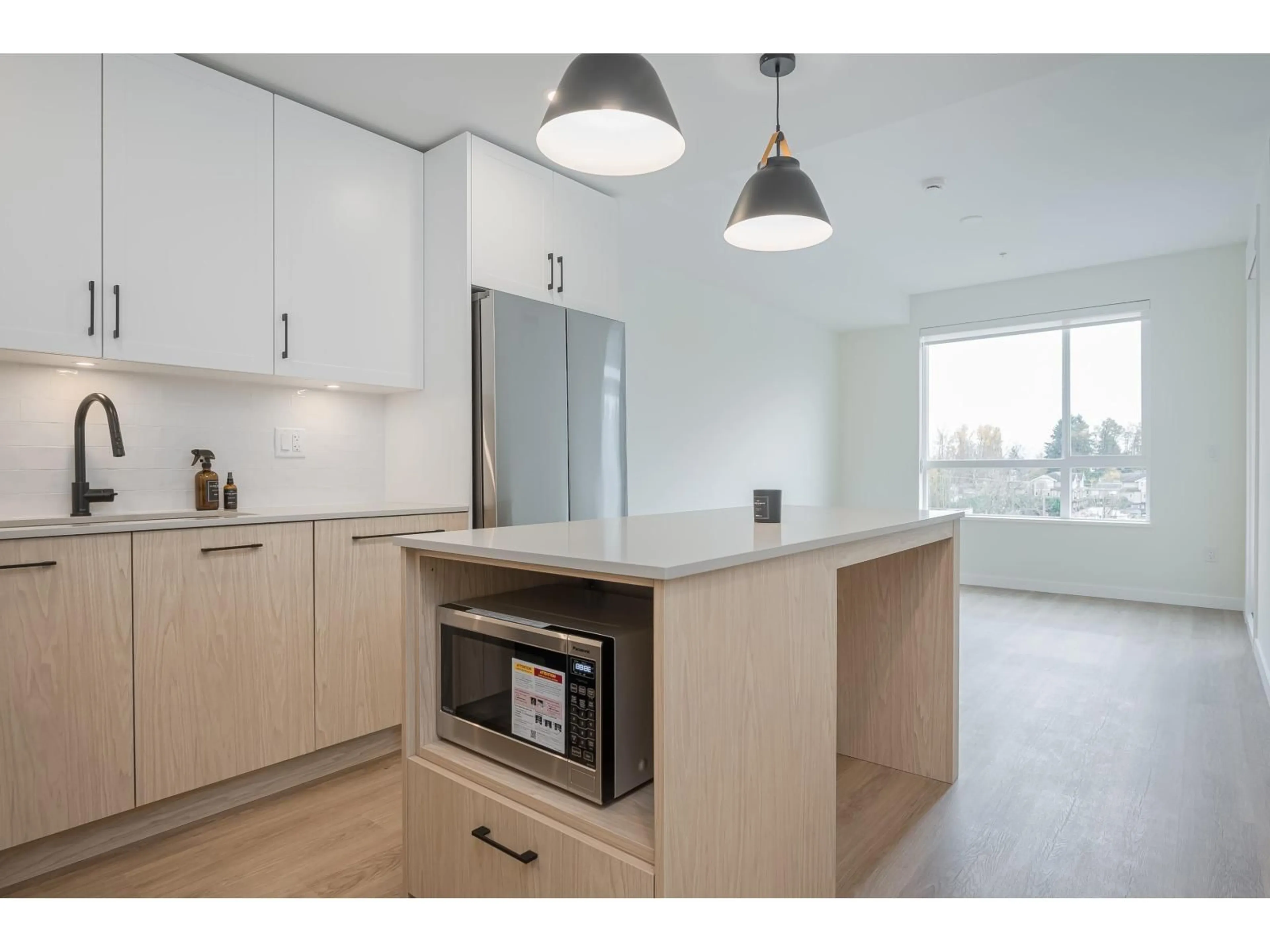 Unknown for 414 - 27218 ALDERGROVE TOWN CENTER, Langley British Columbia V4W0E4