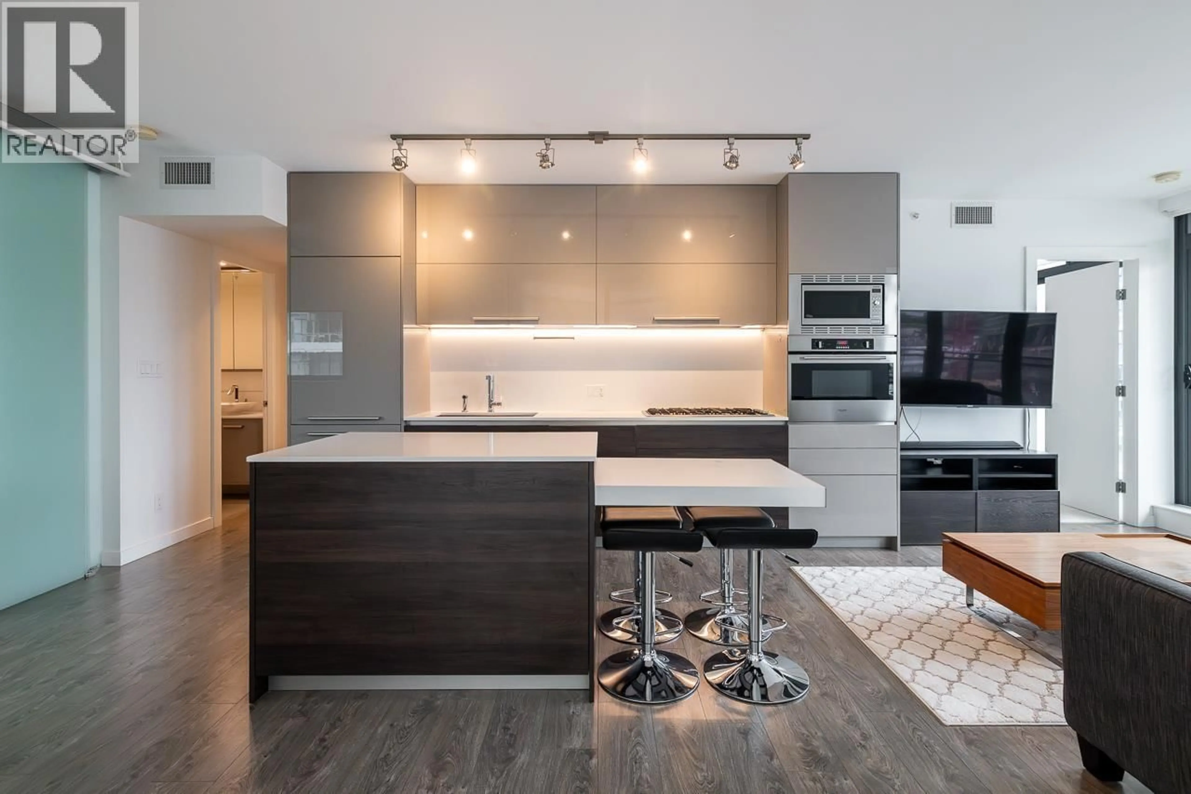 Contemporary kitchen, unknown for 1508 - 2378 ALPHA AVENUE, Burnaby British Columbia V5C0K2