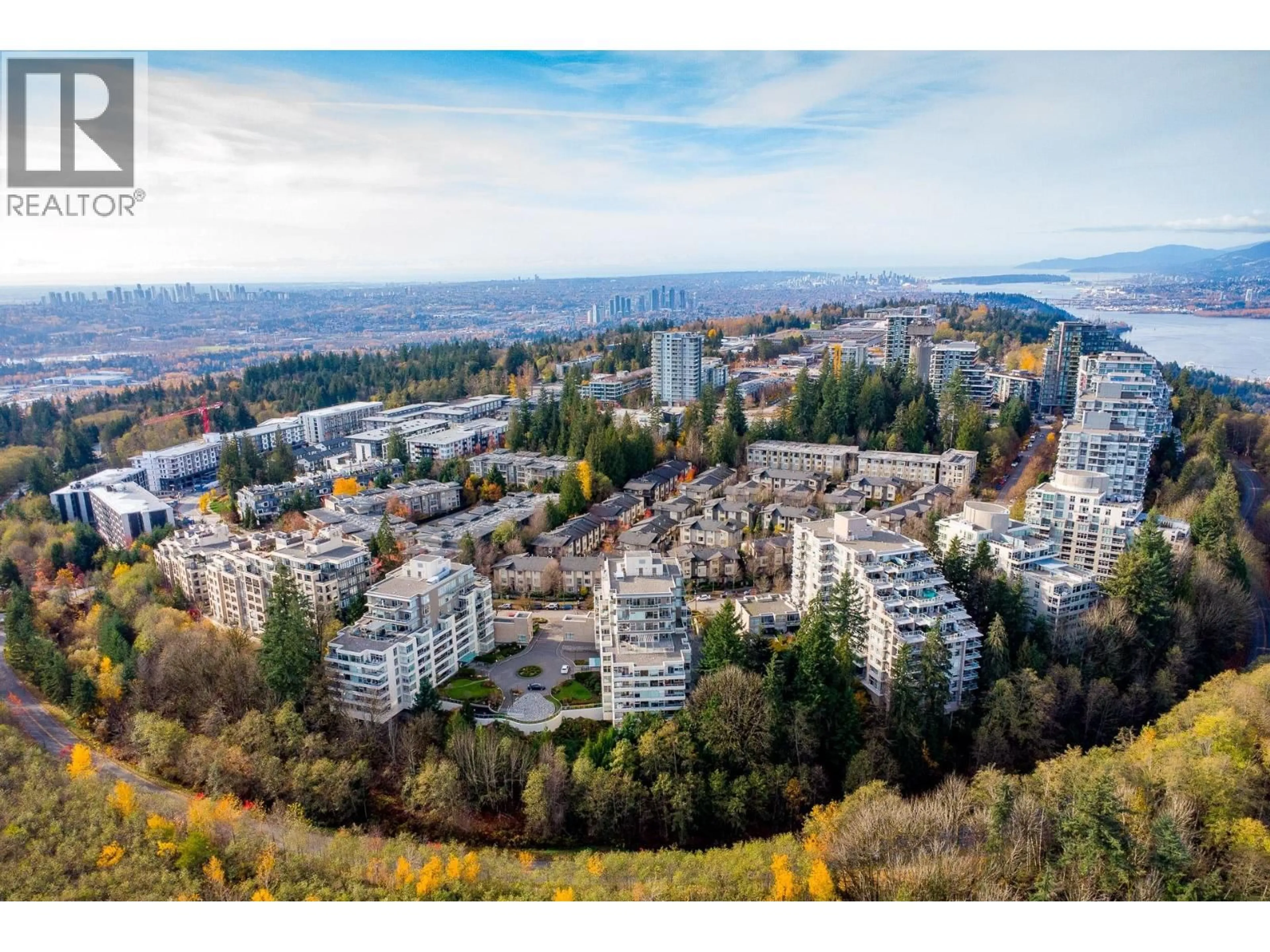 Blurry image for 310 - 9319 UNIVERSITY CRESCENT, Burnaby British Columbia V5A4Y5