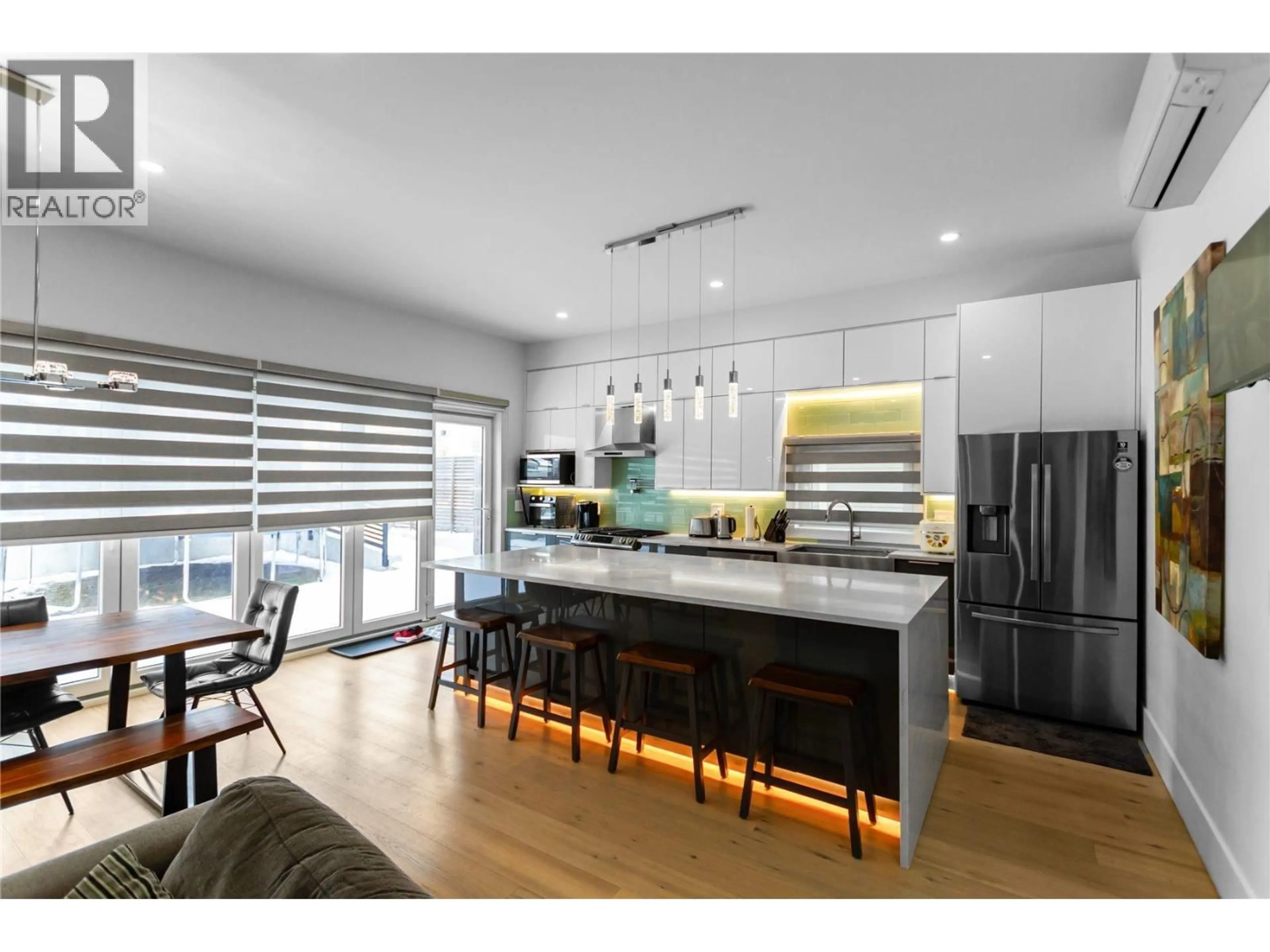 Open concept kitchen, unknown for 1409 SIXTH AVENUE, New Westminster British Columbia V3M2C5