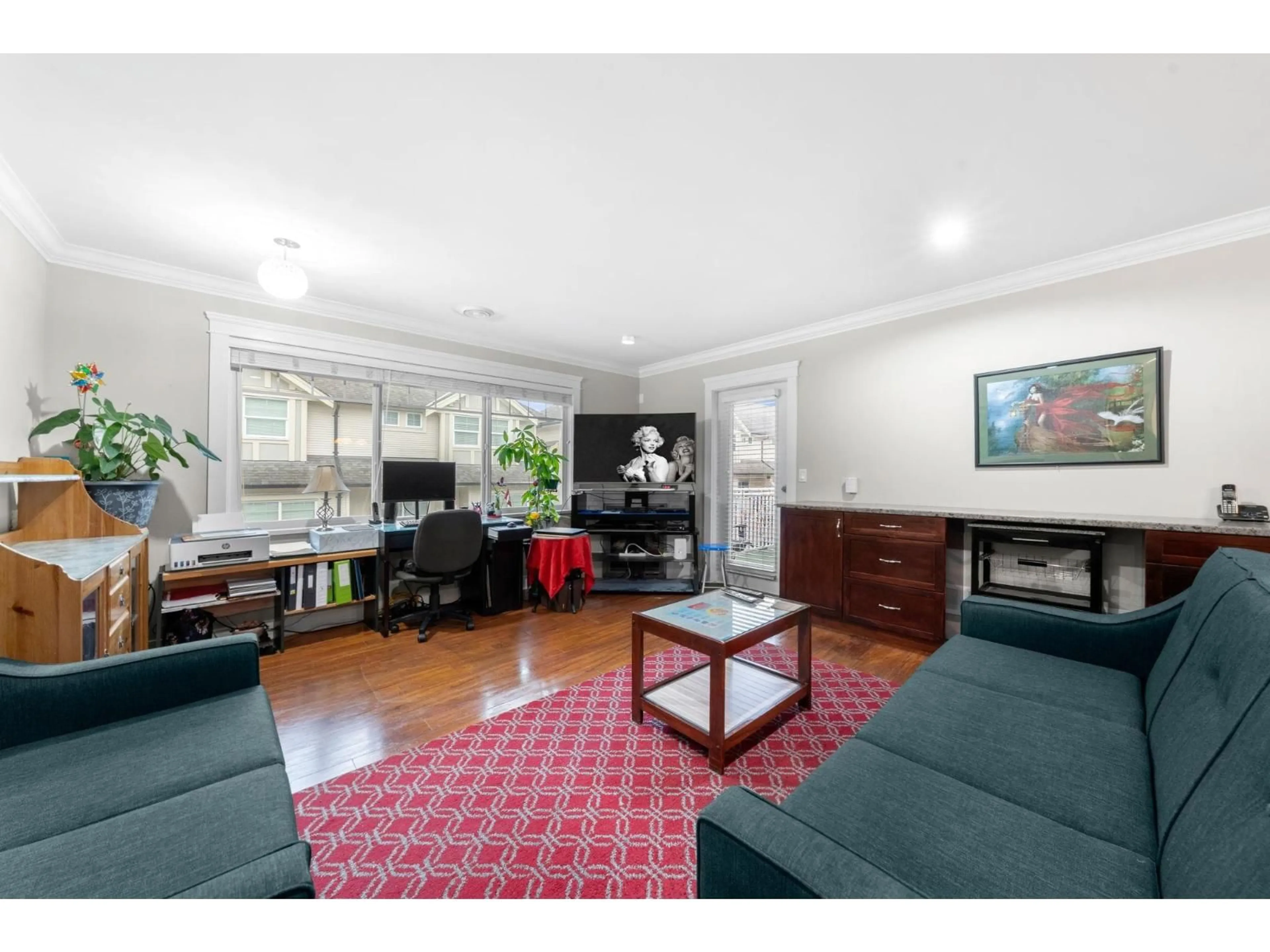 Living room with furniture, unknown for 57 - 8358 121A, Surrey British Columbia V3W1T6