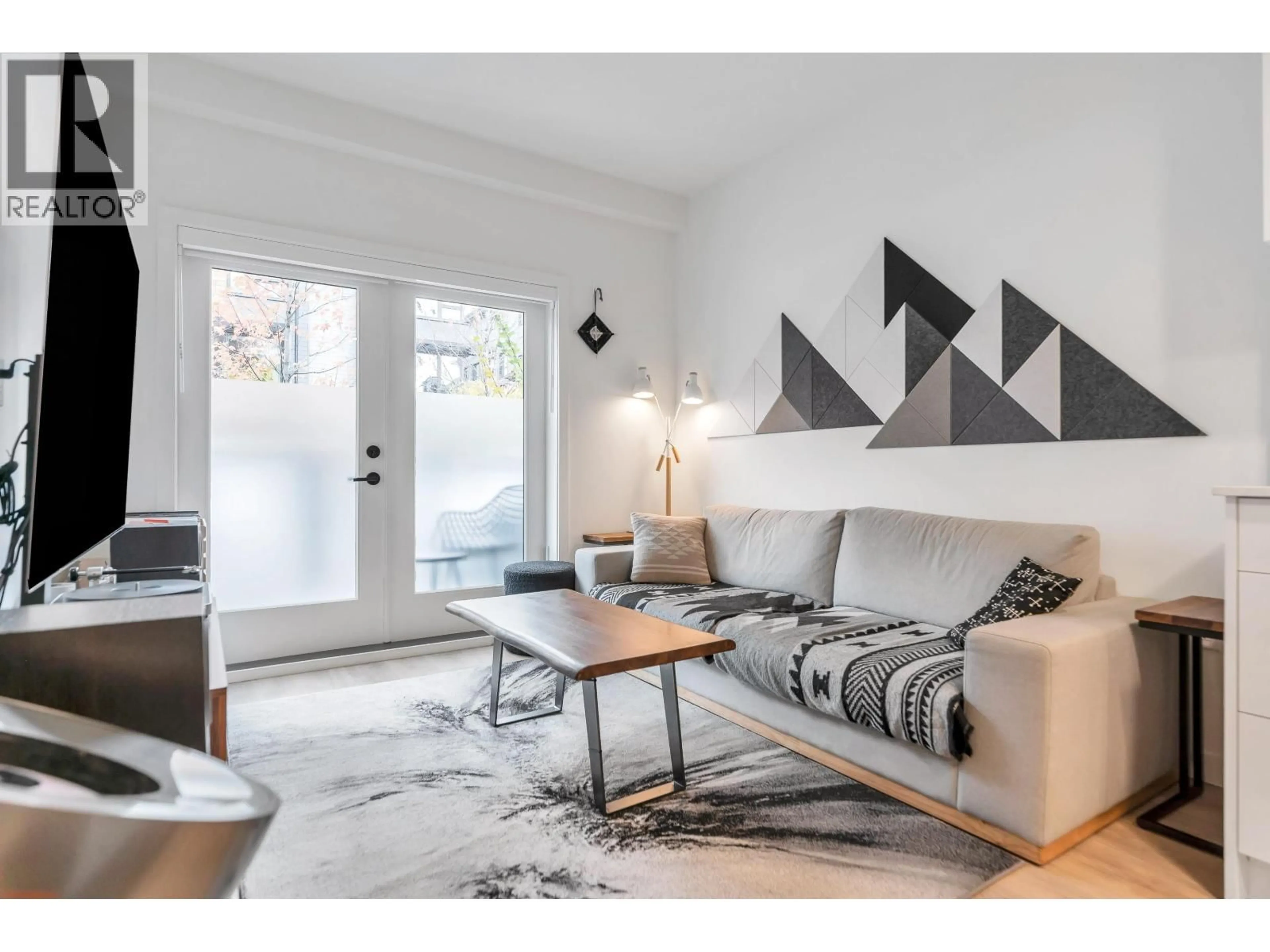 Living room with furniture, unknown for #146 - 545 2ND STREET, North Vancouver British Columbia V7L1E1