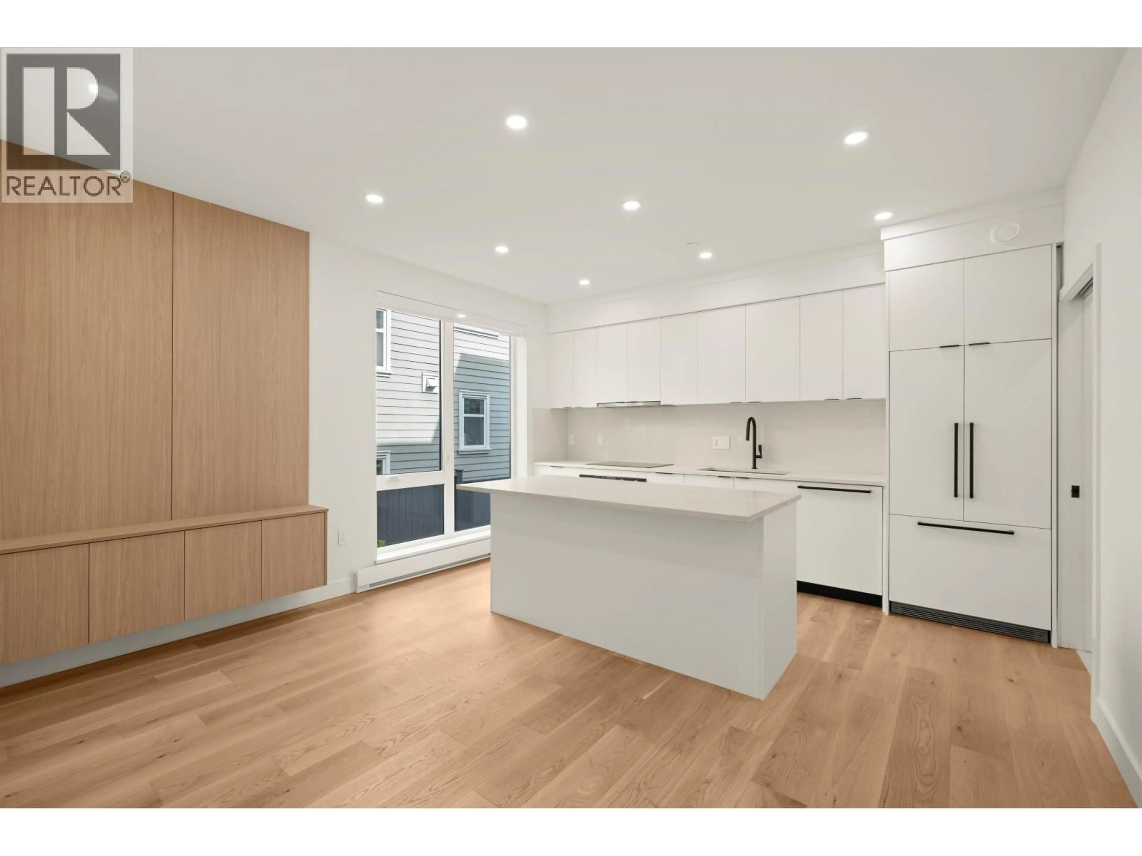 Open concept kitchen, unknown for 1904 8TH AVENUE, Vancouver British Columbia V5N1T8