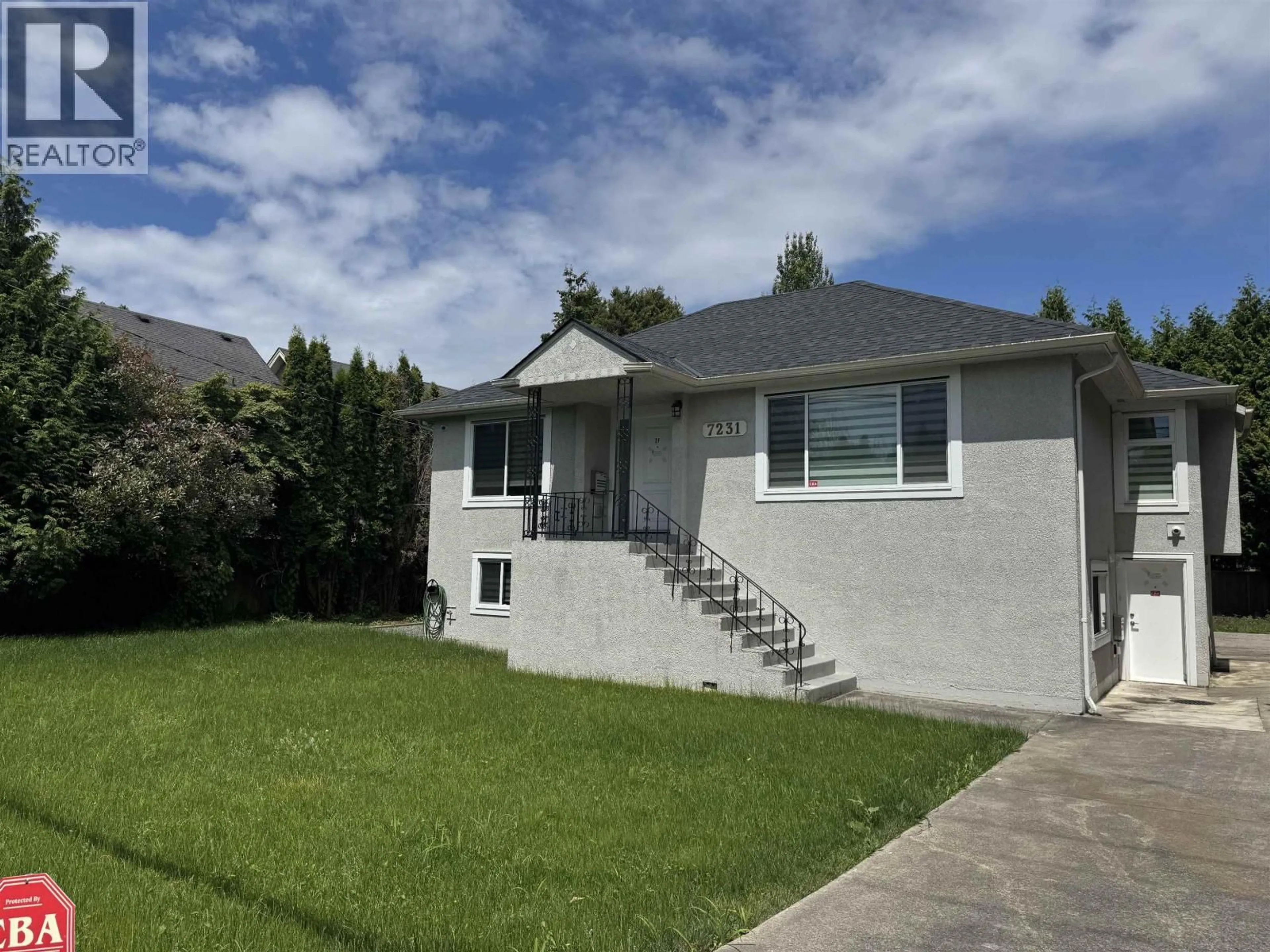 Home with vinyl exterior material, street for 7231 STEVESTON HIGHWAY, Richmond British Columbia V7A1L9