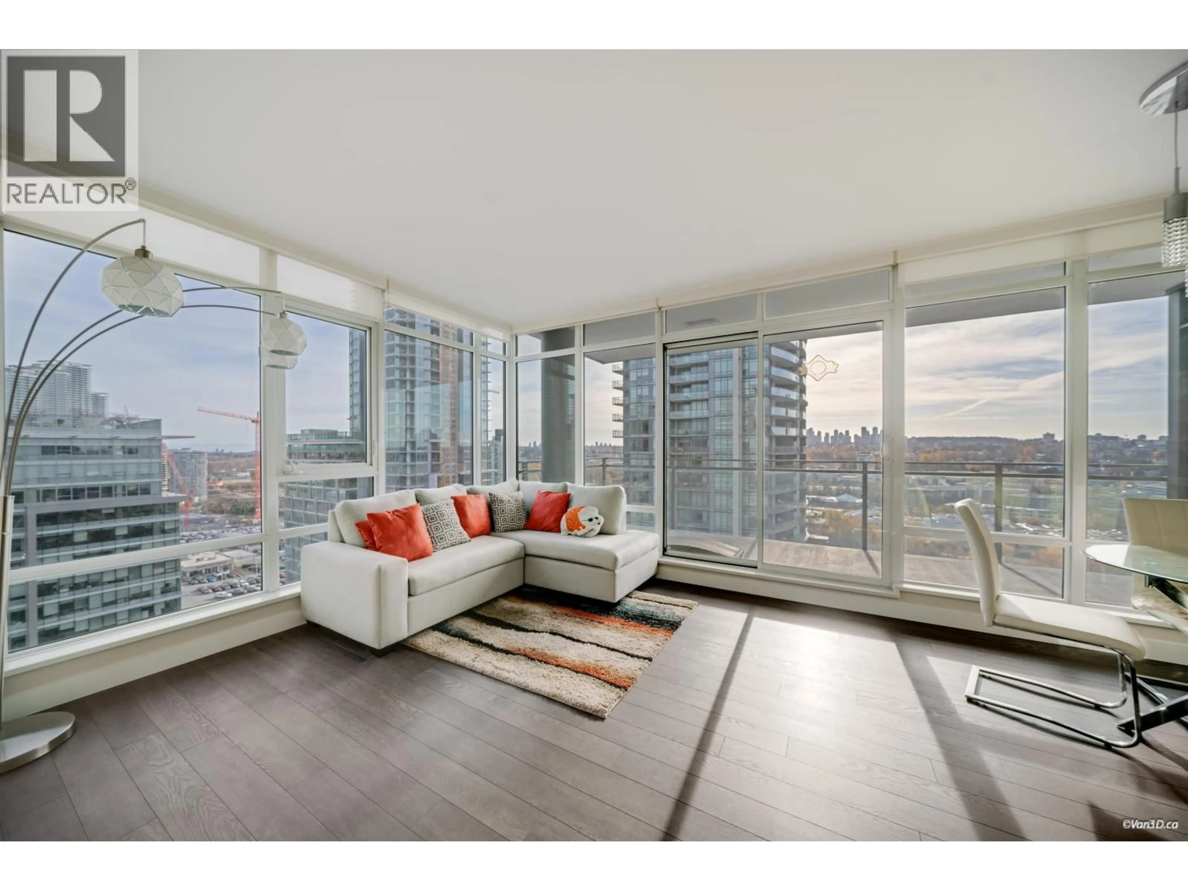 Living room with furniture, unknown for 1907 - 2008 ROSSER AVENUE, Burnaby British Columbia V5C0H8