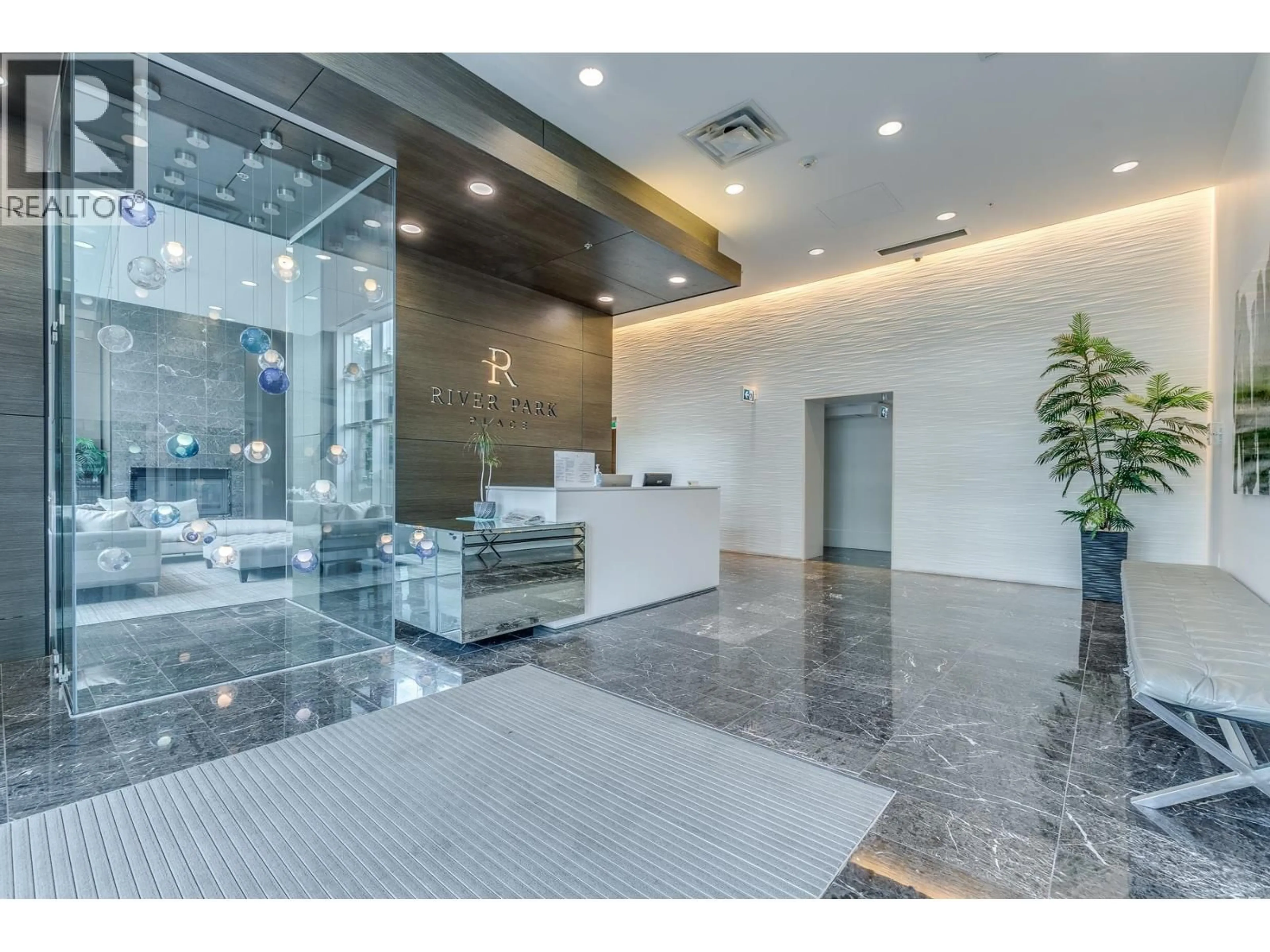 Indoor foyer for 903 - 5233 GILBERT ROAD, Richmond British Columbia V7C0B3