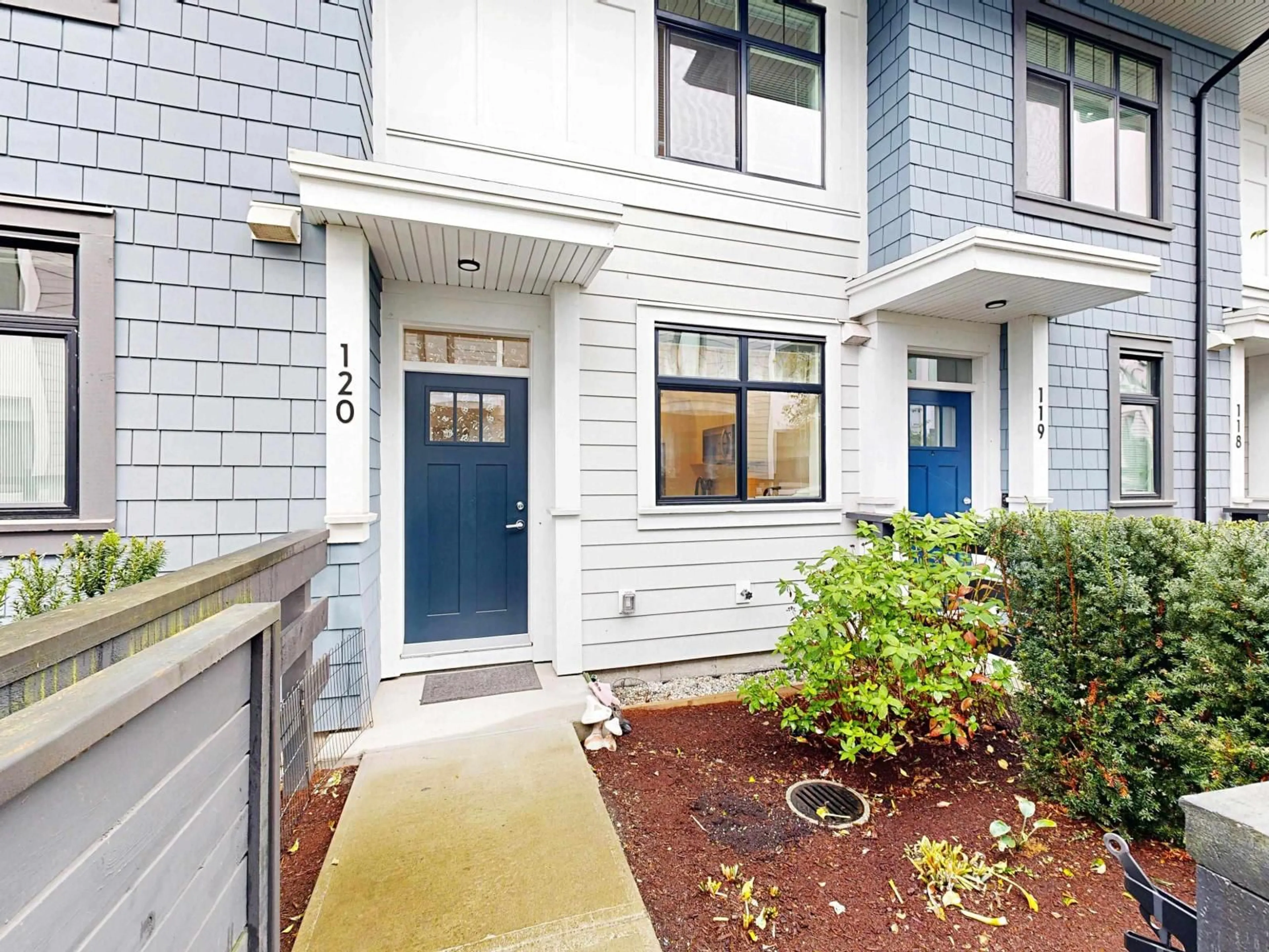 Home with vinyl exterior material, street for 120 - 15235 SITKA, Surrey British Columbia V3S0A9