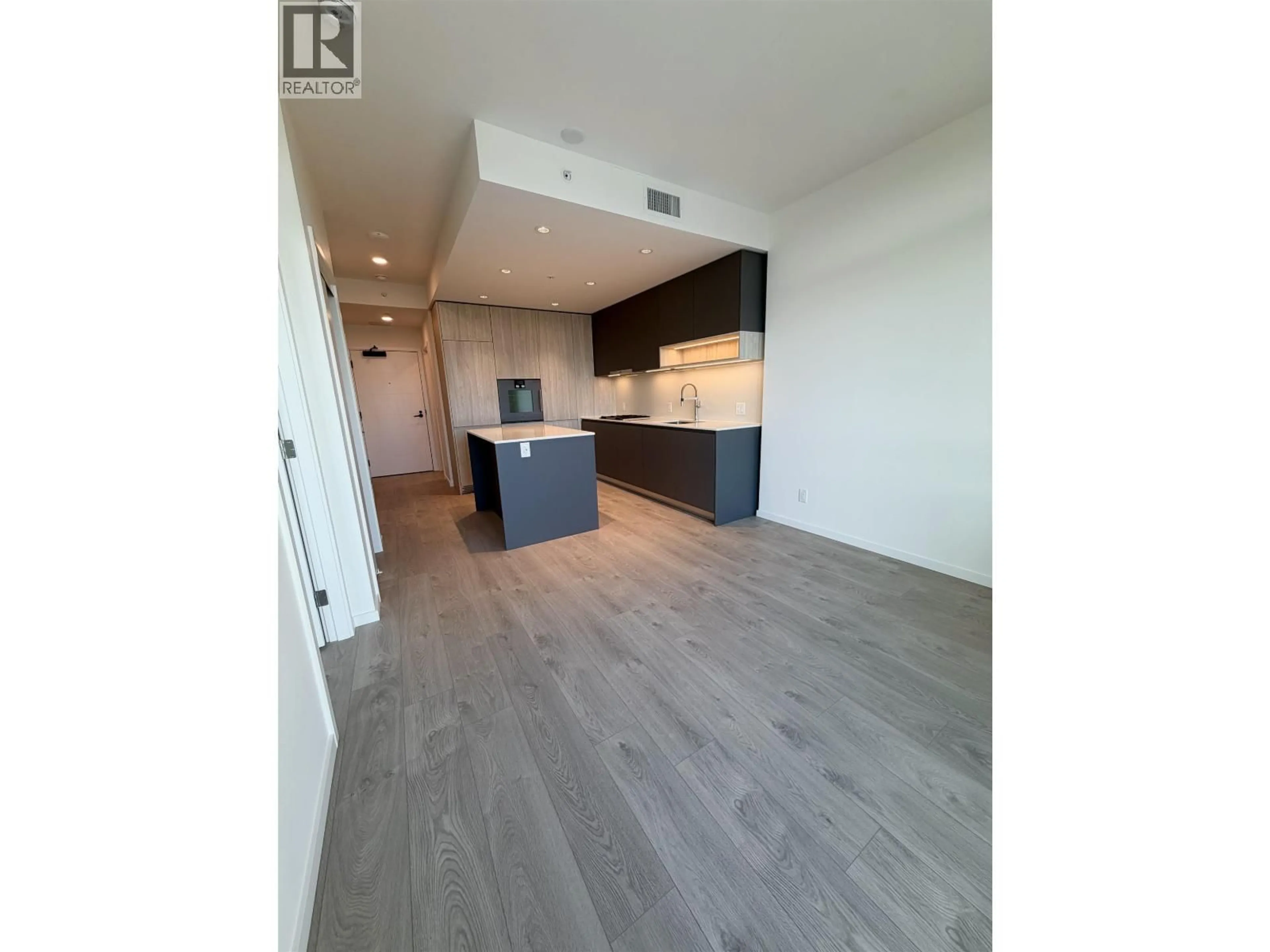 Open concept kitchen, wood/laminate floor for 861 - 6600 MINORU BOULEVARD, Richmond British Columbia V6Y0N3