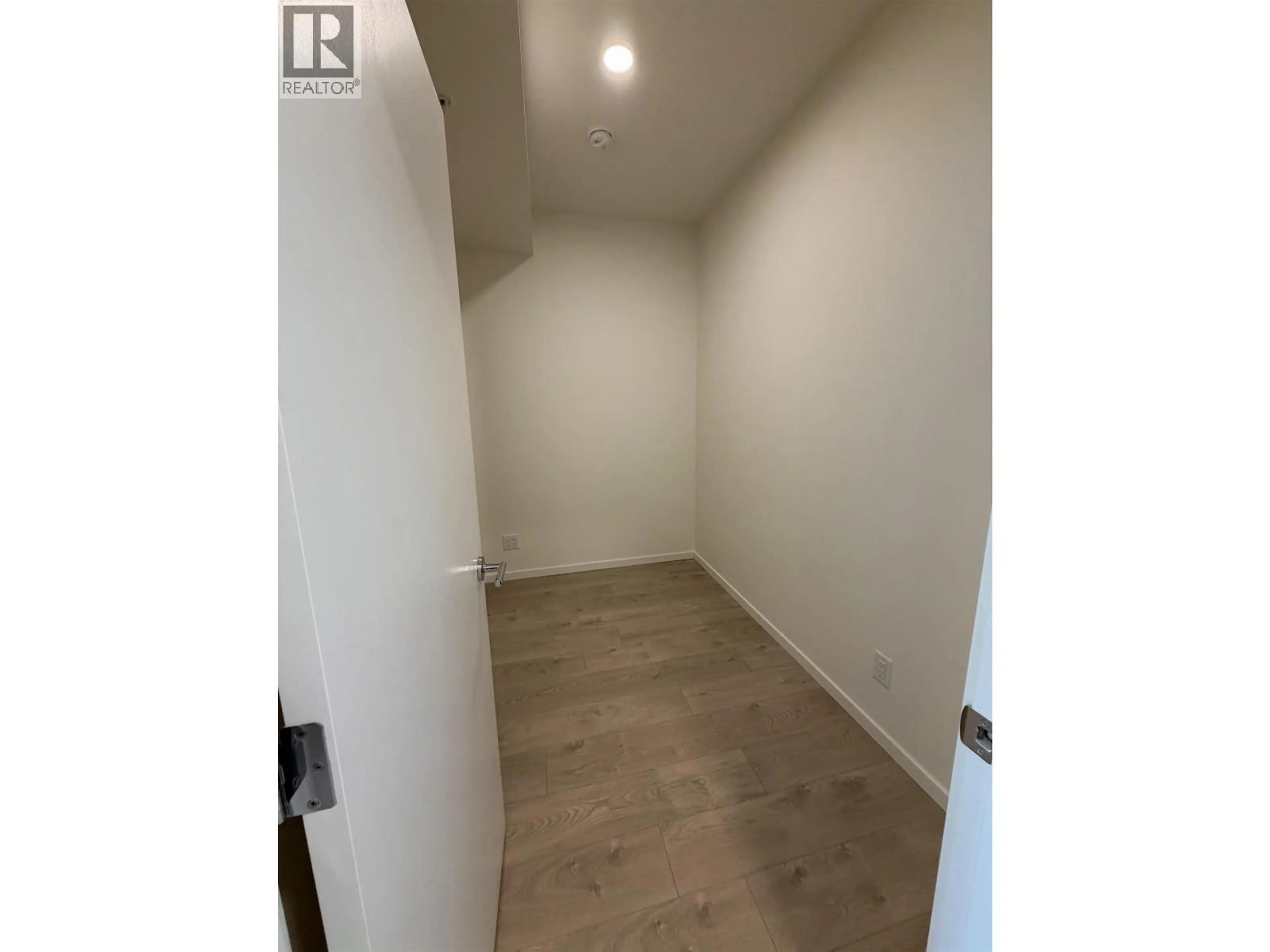 A pic of a room for 861 - 6600 MINORU BOULEVARD, Richmond British Columbia V6Y0N3