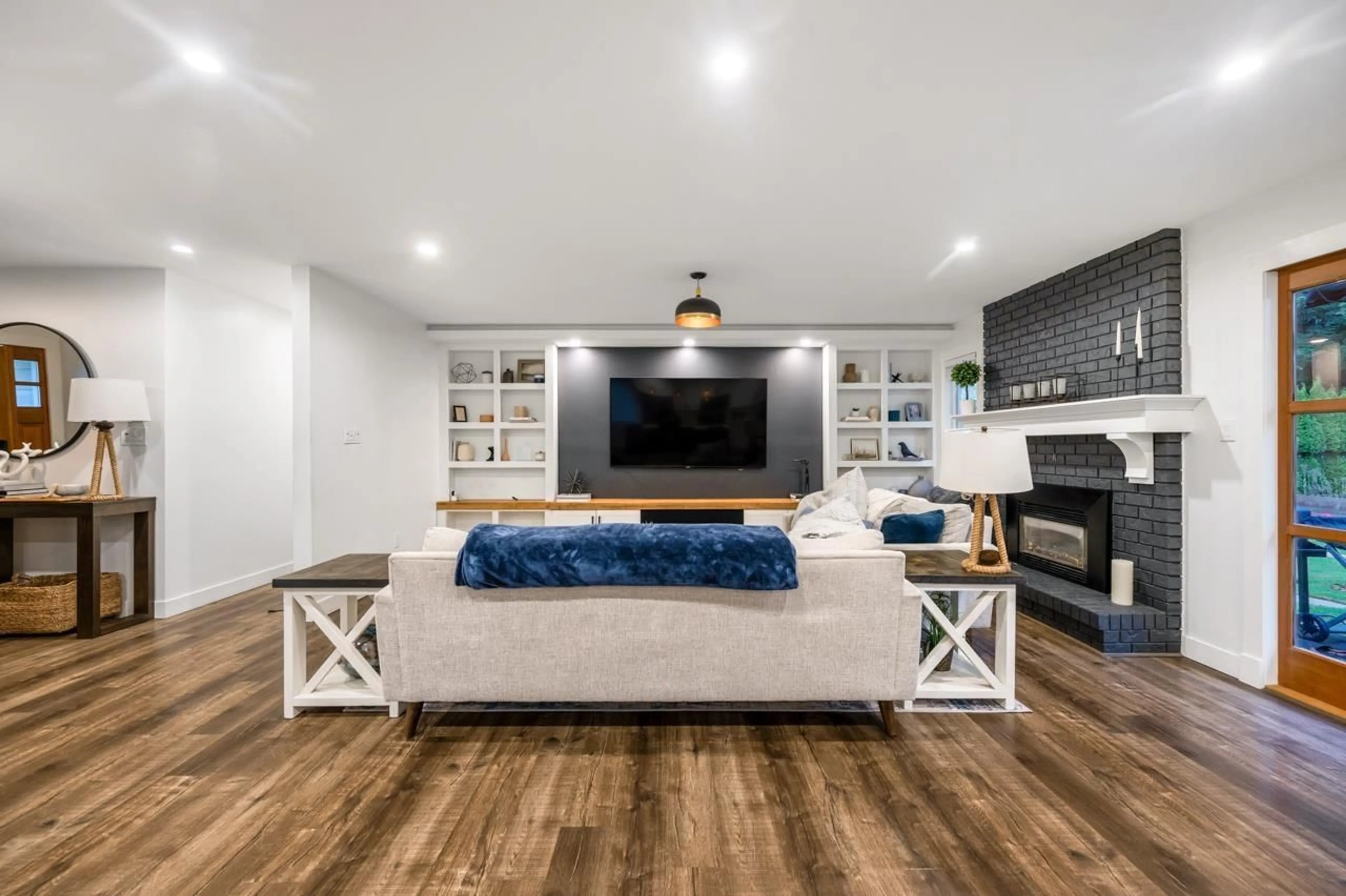 Home theater for 19971 39A AVENUE, Langley British Columbia V3A7G3