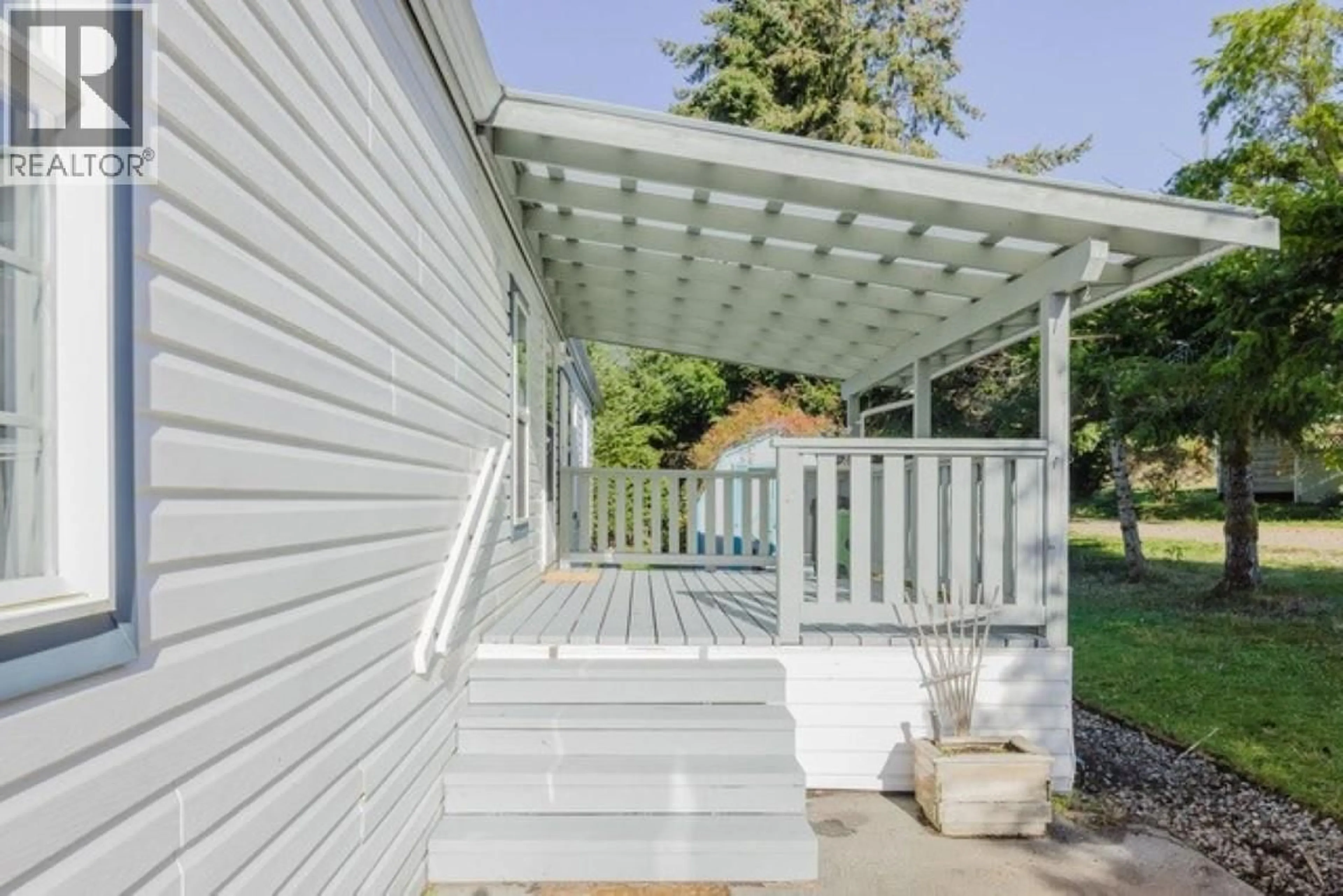 Home with vinyl exterior material, street for 96 - 1413 SUNSHINE COAST HIGHWAY, Gibsons British Columbia V0N1V5