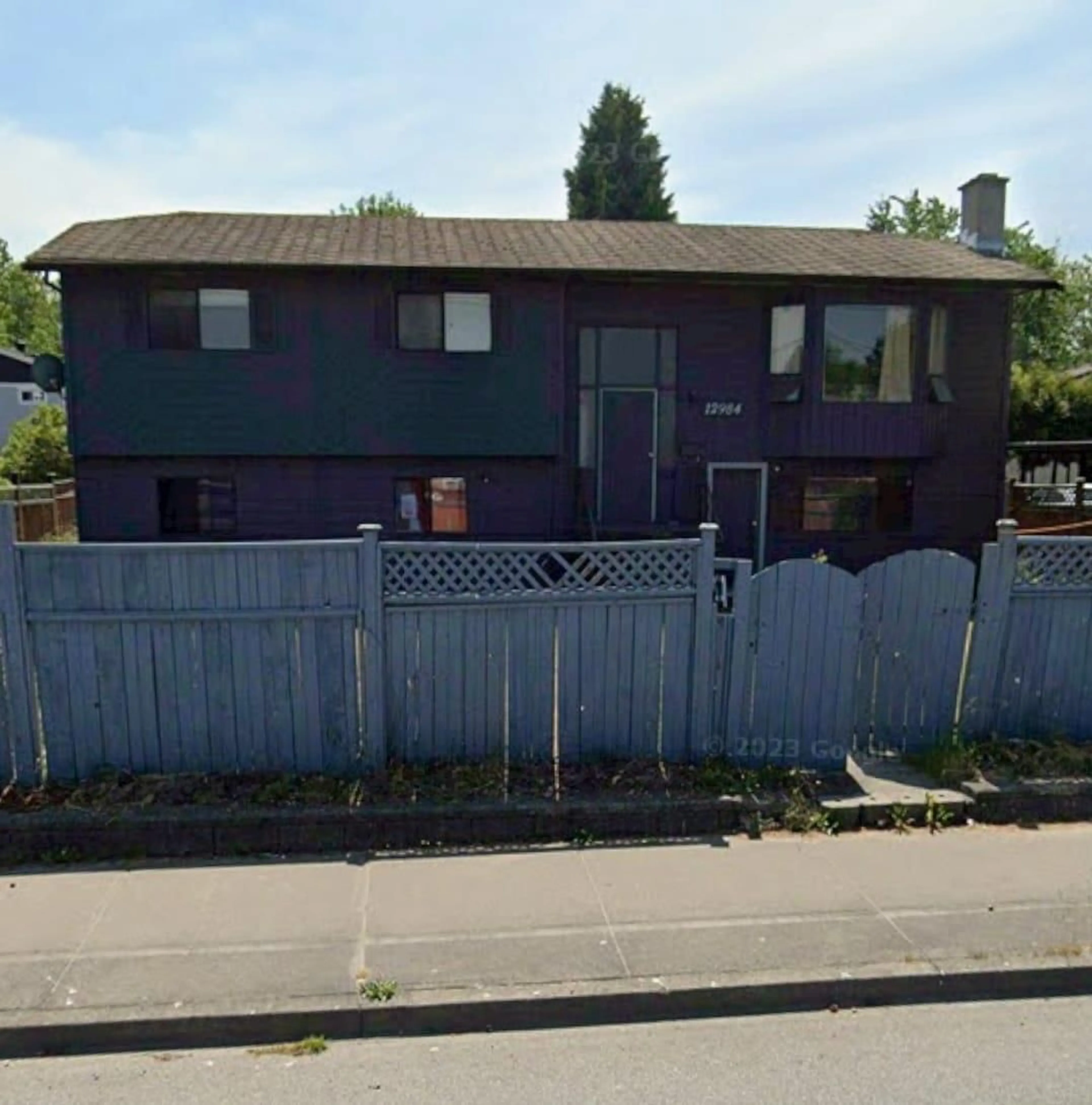 Unknown for 12984 64, Surrey British Columbia V3W1X6