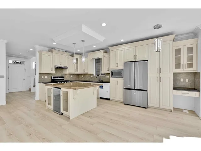 14636 36A AVENUE, Surrey 5