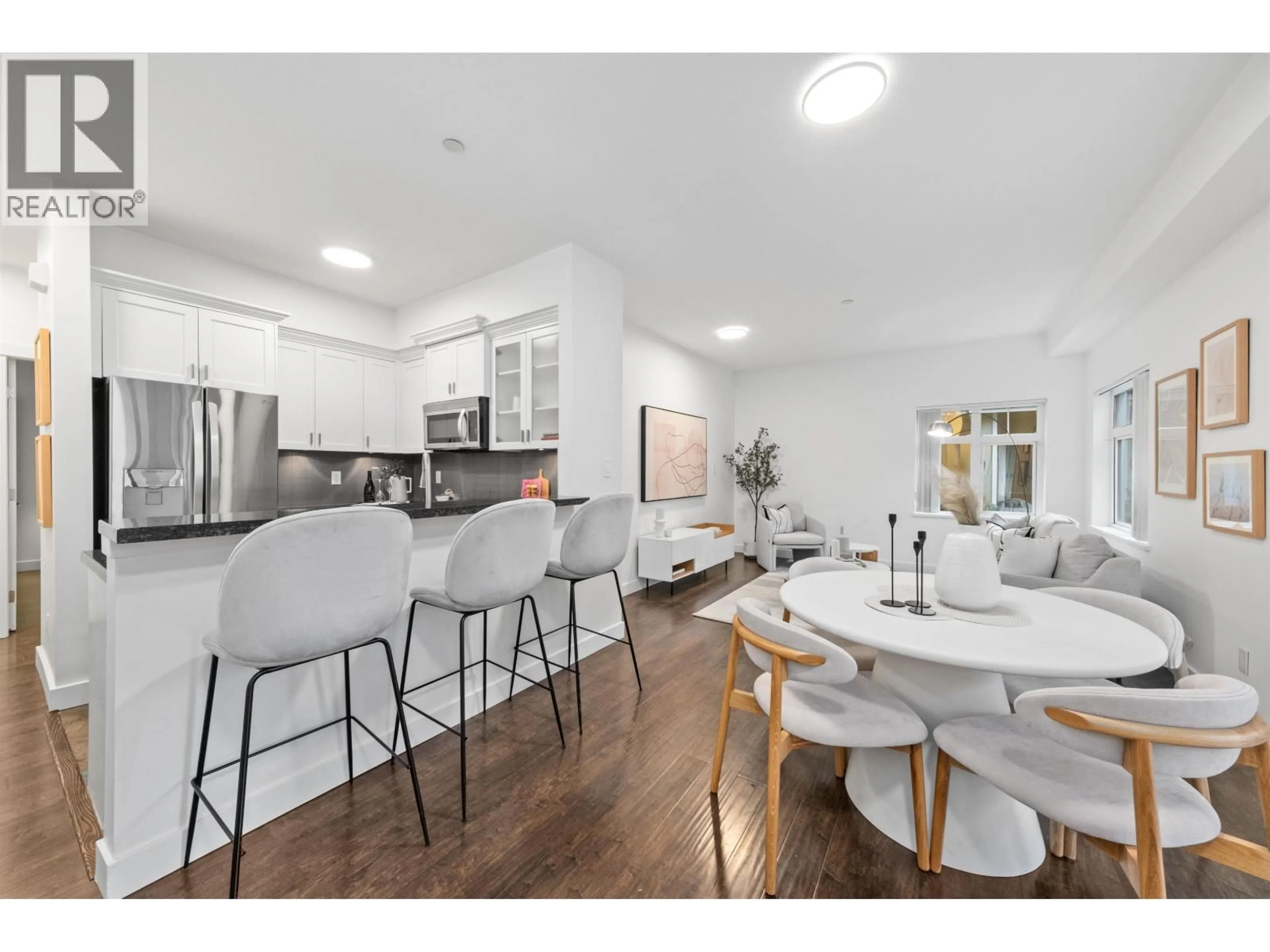 Open concept kitchen, unknown for 132 - 7388 MACPHERSON AVENUE, Burnaby British Columbia V5J0A1