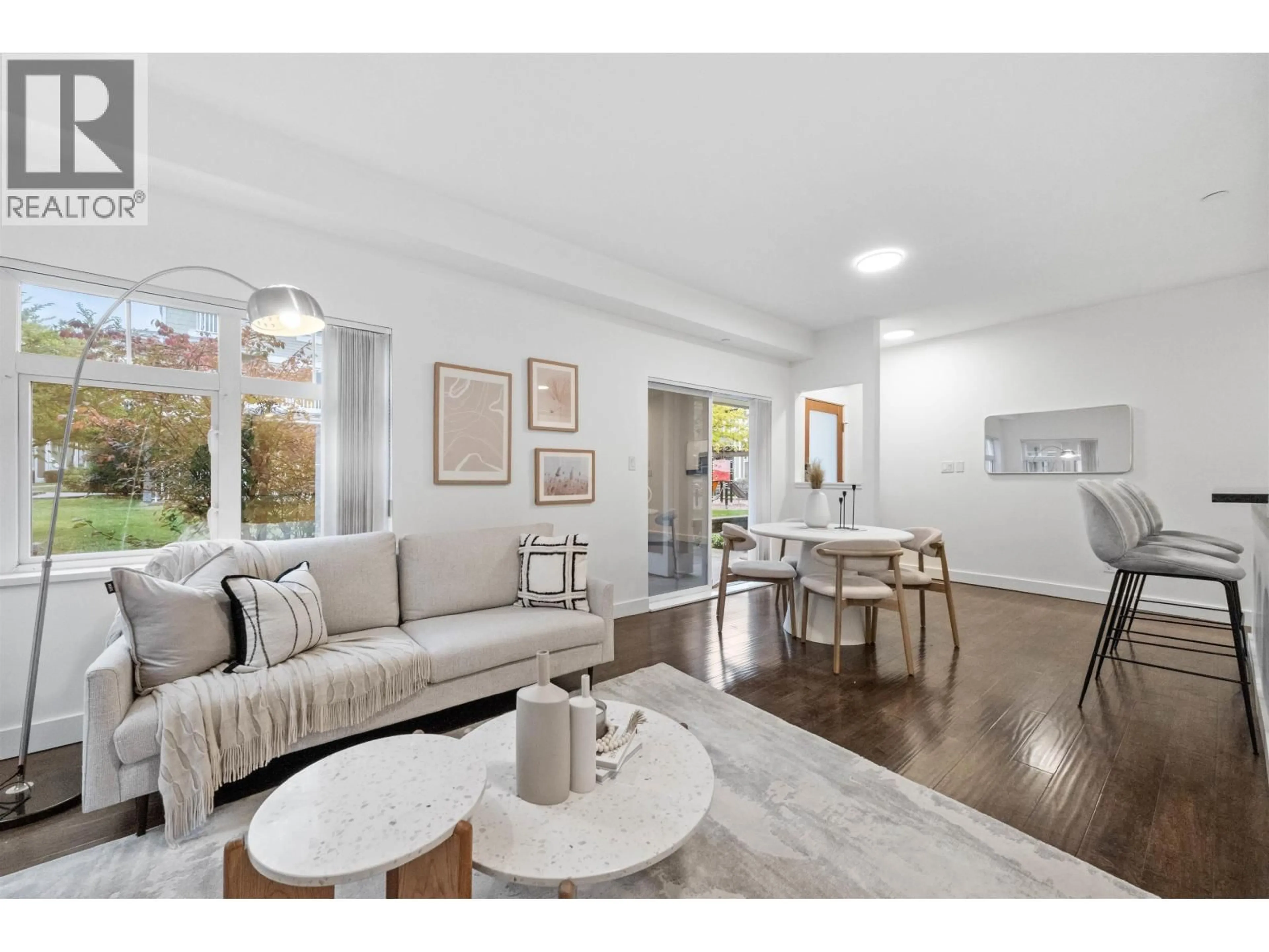 Living room with furniture, unknown for 132 - 7388 MACPHERSON AVENUE, Burnaby British Columbia V5J0A1