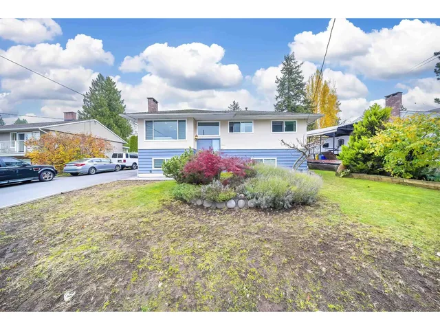 9476 DAWSON CRESCENT, Delta 2