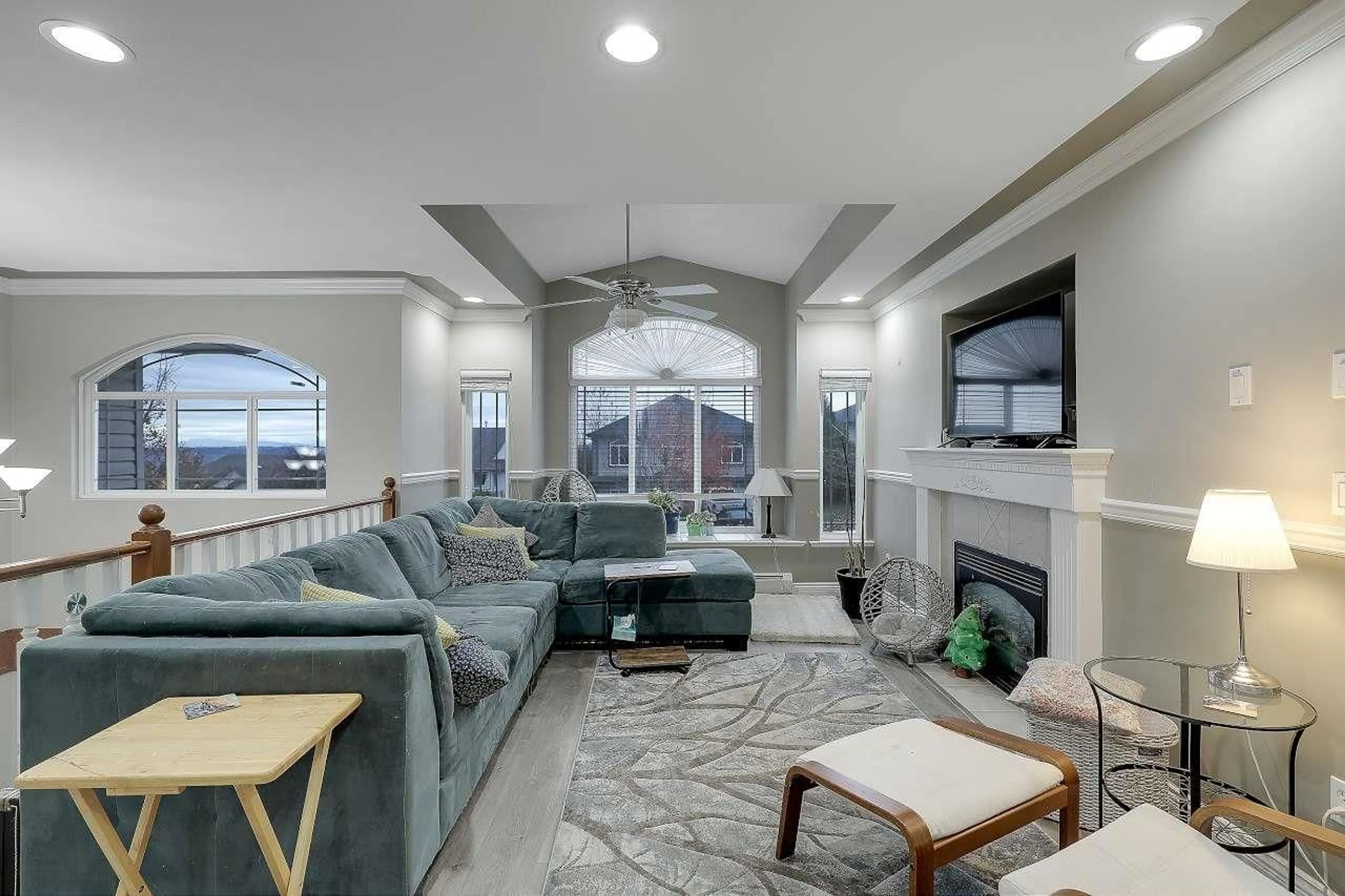 Living room with furniture, unknown for 8010 TOPPER, Mission British Columbia V2V7B5