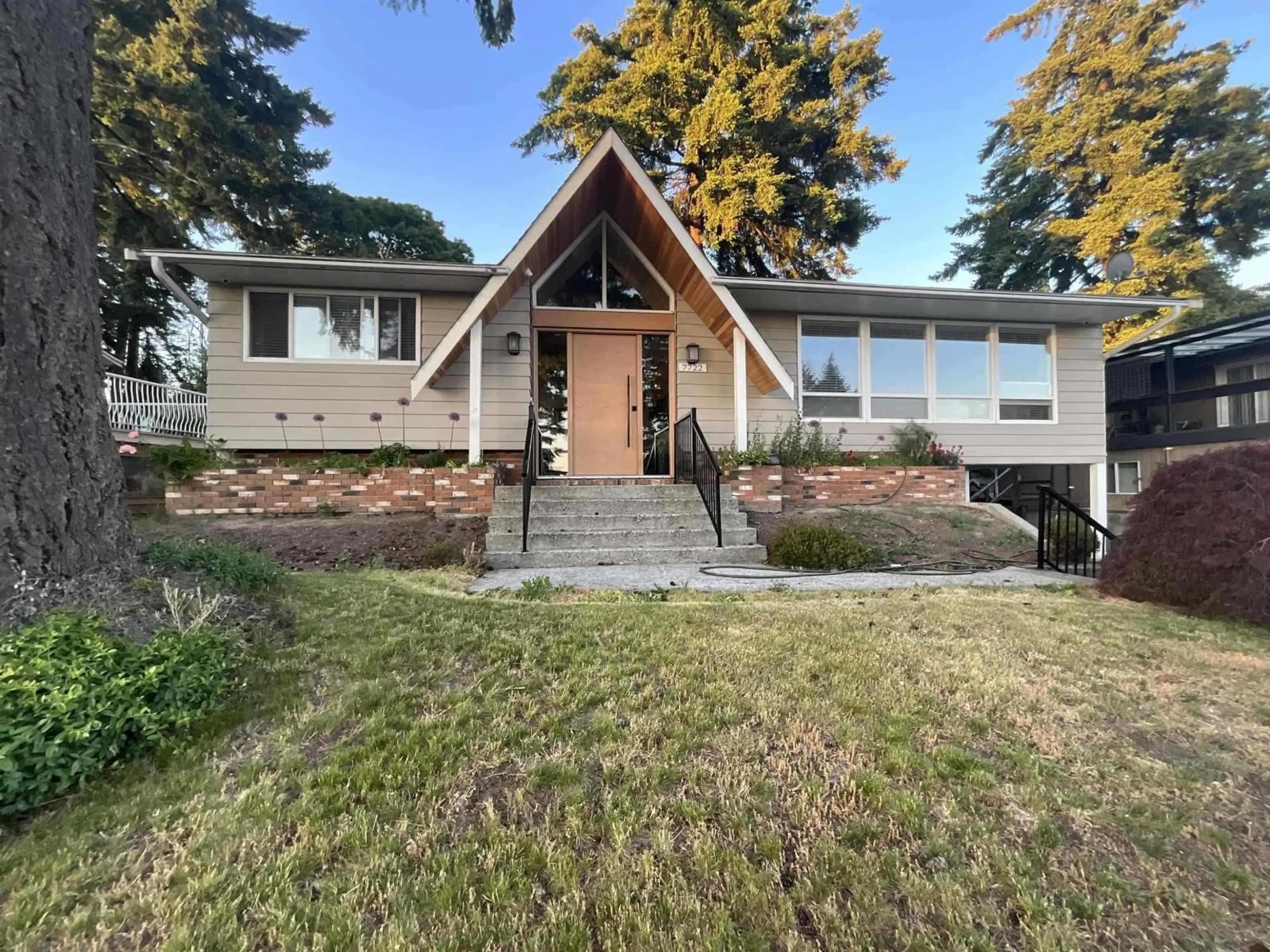 Unknown for 7722 GARFIELD, Delta British Columbia V4C4E5