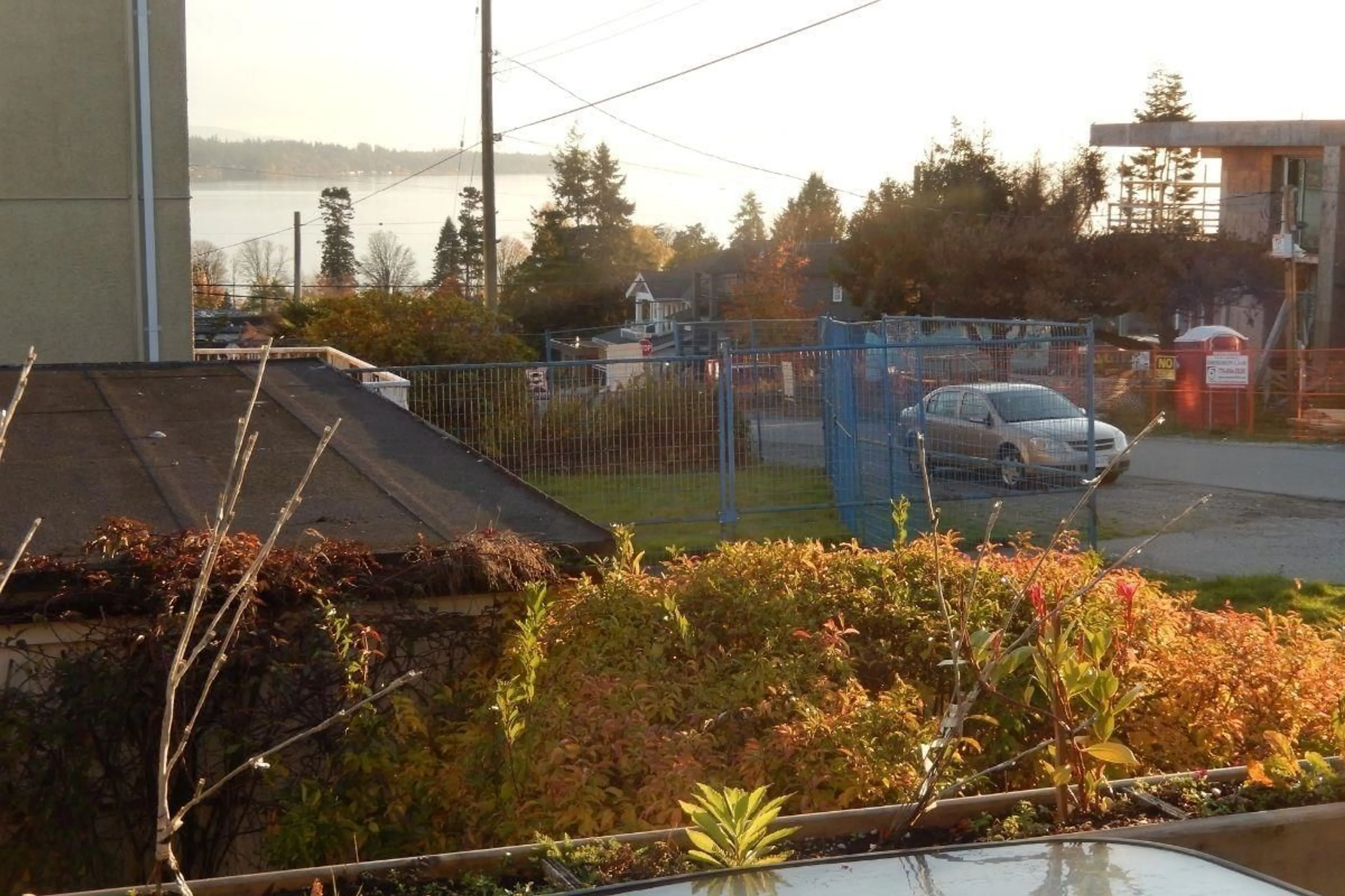 Unknown for 1 - 1040 PARKER, White Rock British Columbia V4B4R7