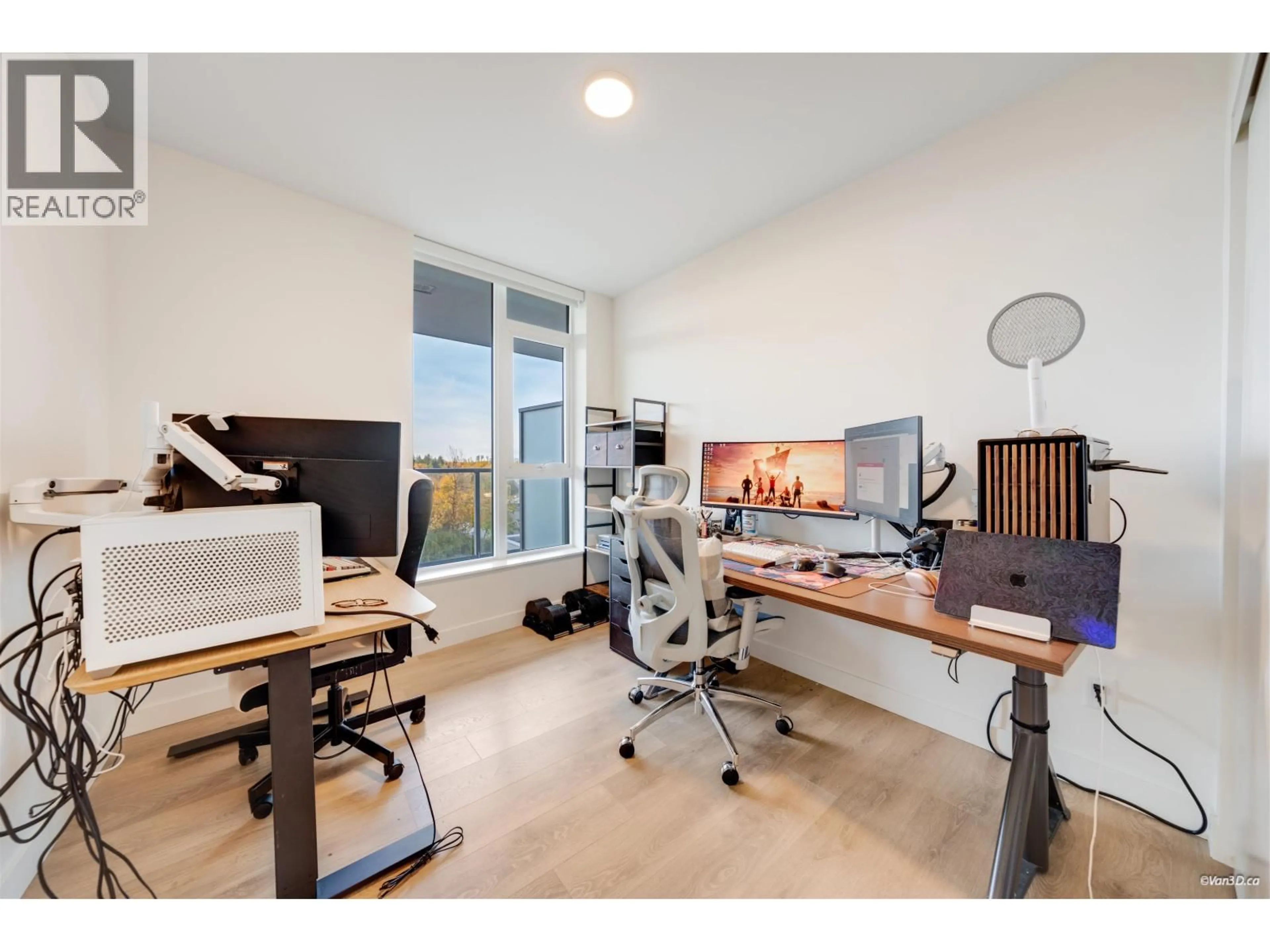 A pic of a room for 807 - 318 ALDERSON AVENUE, Coquitlam British Columbia V3K0J1