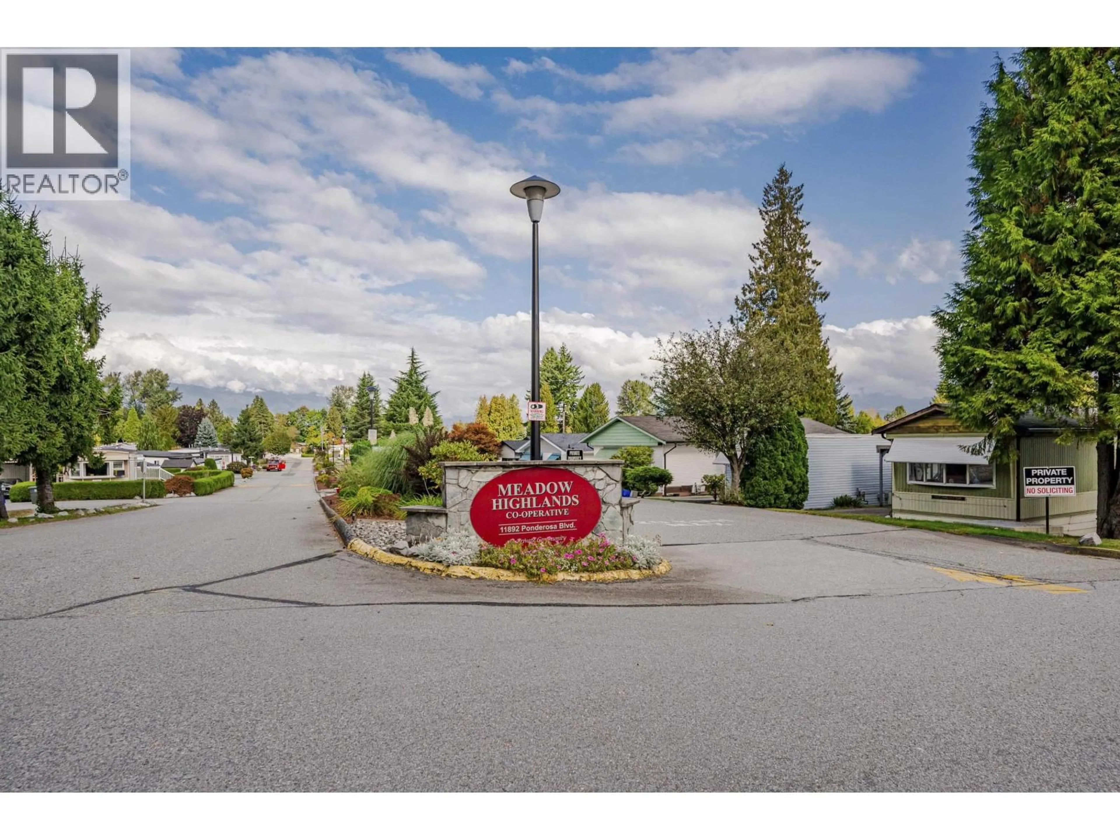 Unknown for 1 - 11812 PONDEROSA BOULEVARD, Pitt Meadows British Columbia V3Y1Z3