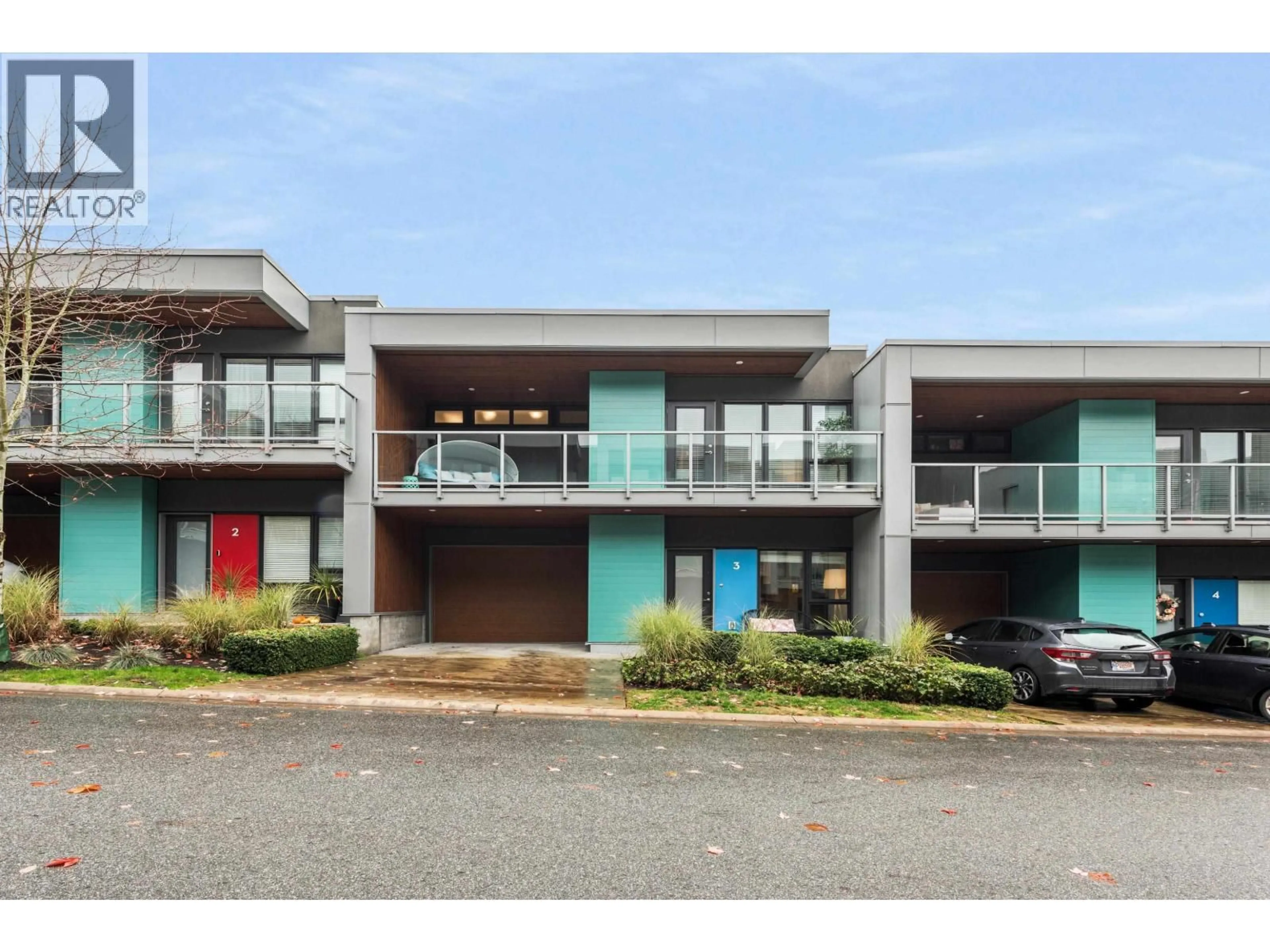 A pic from outside/outdoor area/front of a property/back of a property/a pic from drone, street for 3 - 3595 SALAL DRIVE, North Vancouver British Columbia V7G0A7