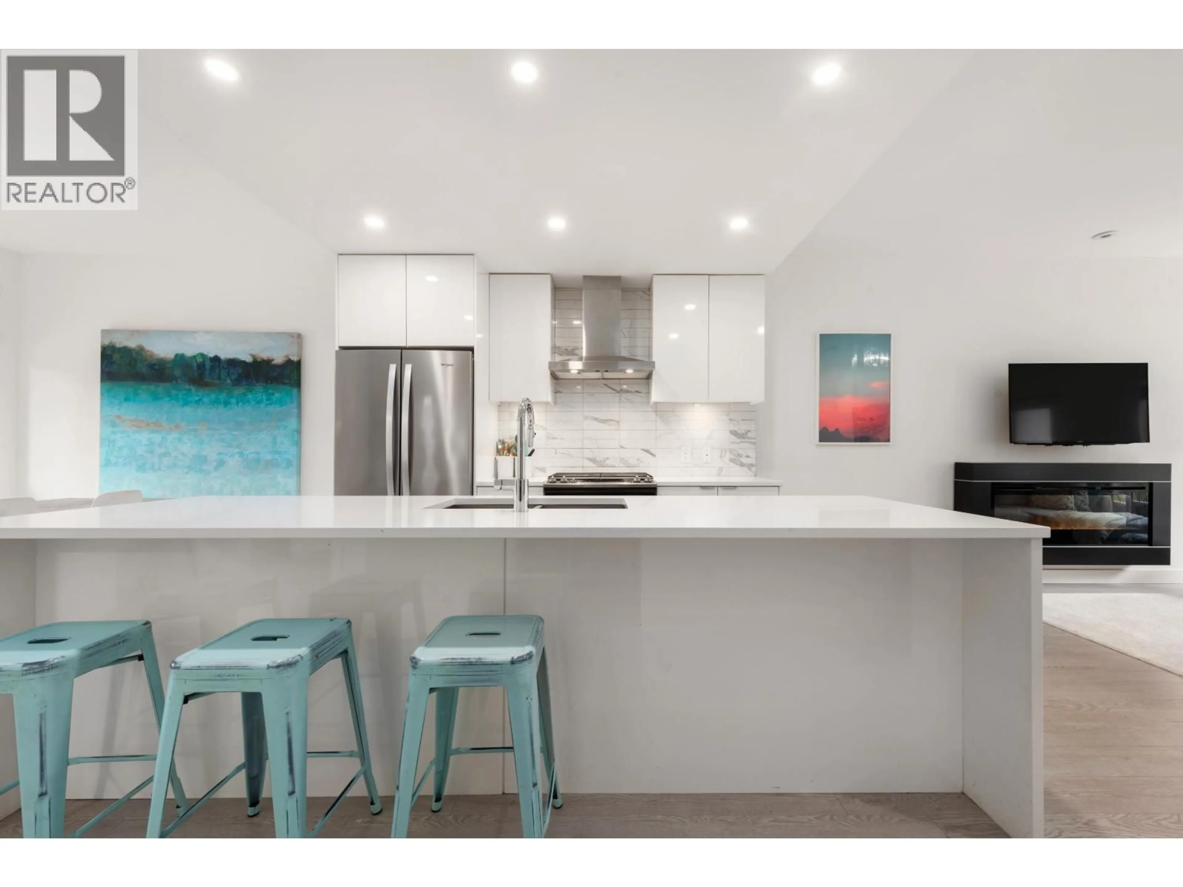 Open concept kitchen, unknown for 3 - 3595 SALAL DRIVE, North Vancouver British Columbia V7G0A7