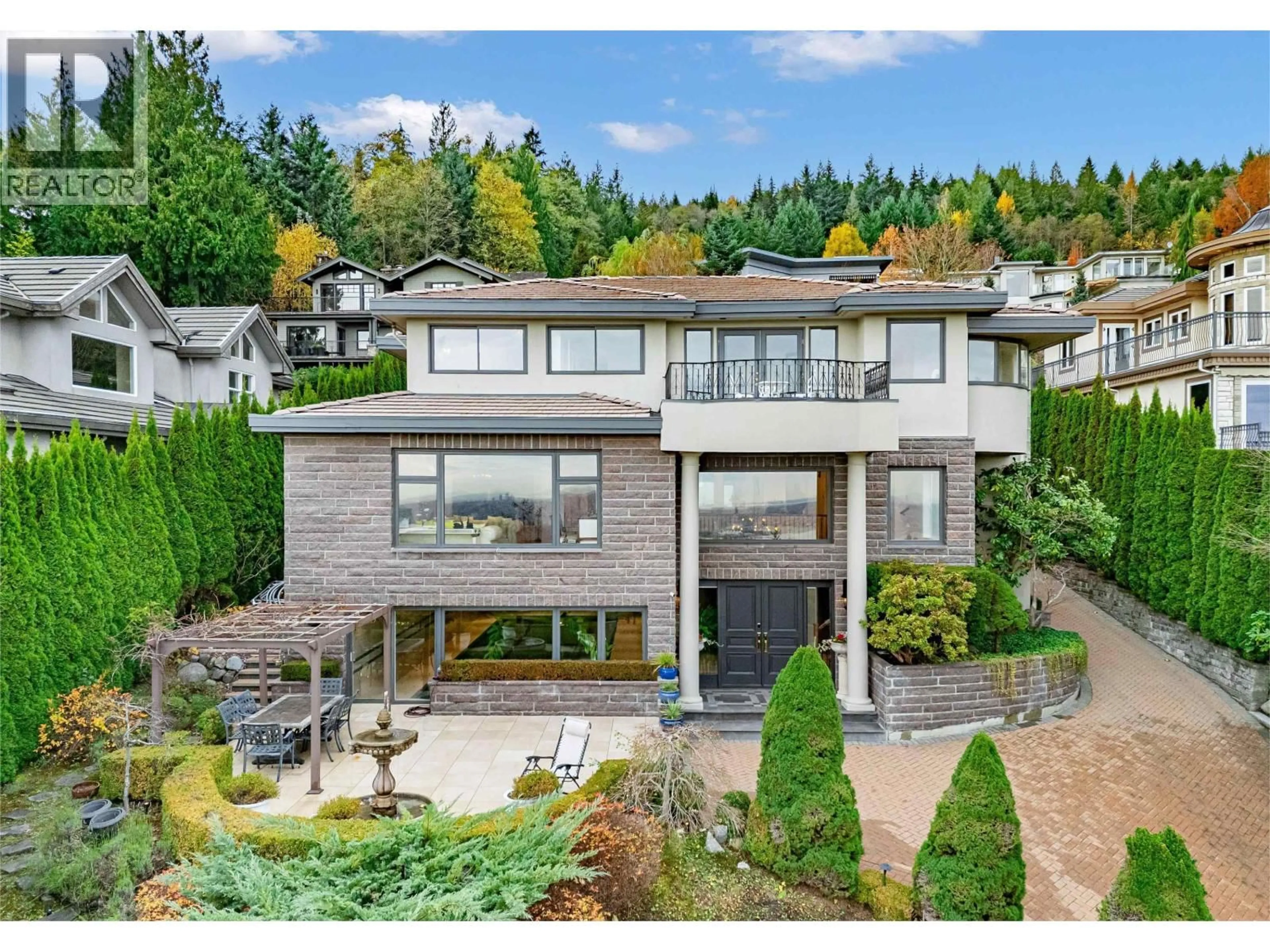 A pic from outside/outdoor area/front of a property/back of a property/a pic from drone, mountain view for 1525 ERRIGAL PLACE, West Vancouver British Columbia V7S3H1