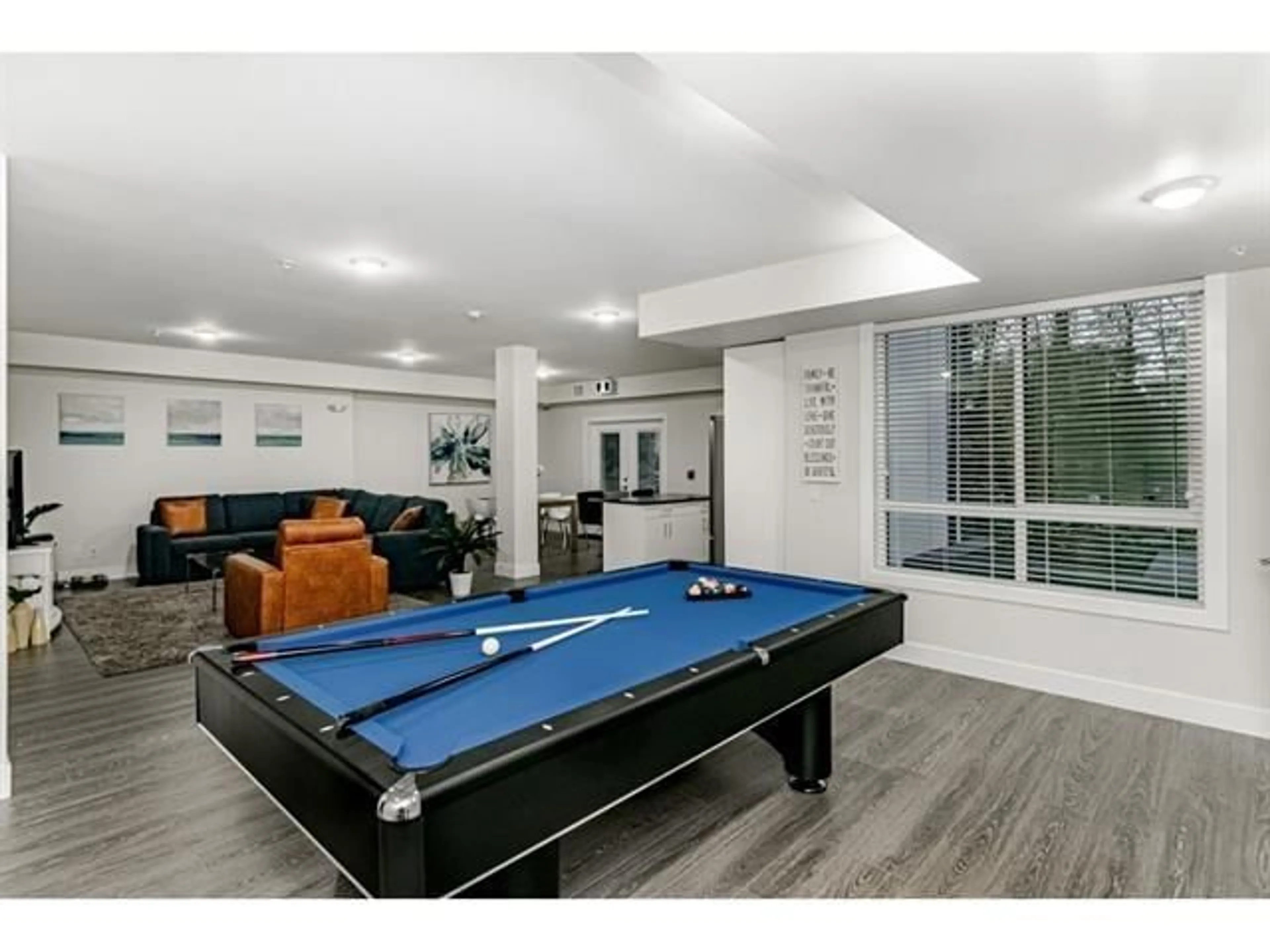 Pool for 515 - 15351 101, Surrey British Columbia V3R0G2