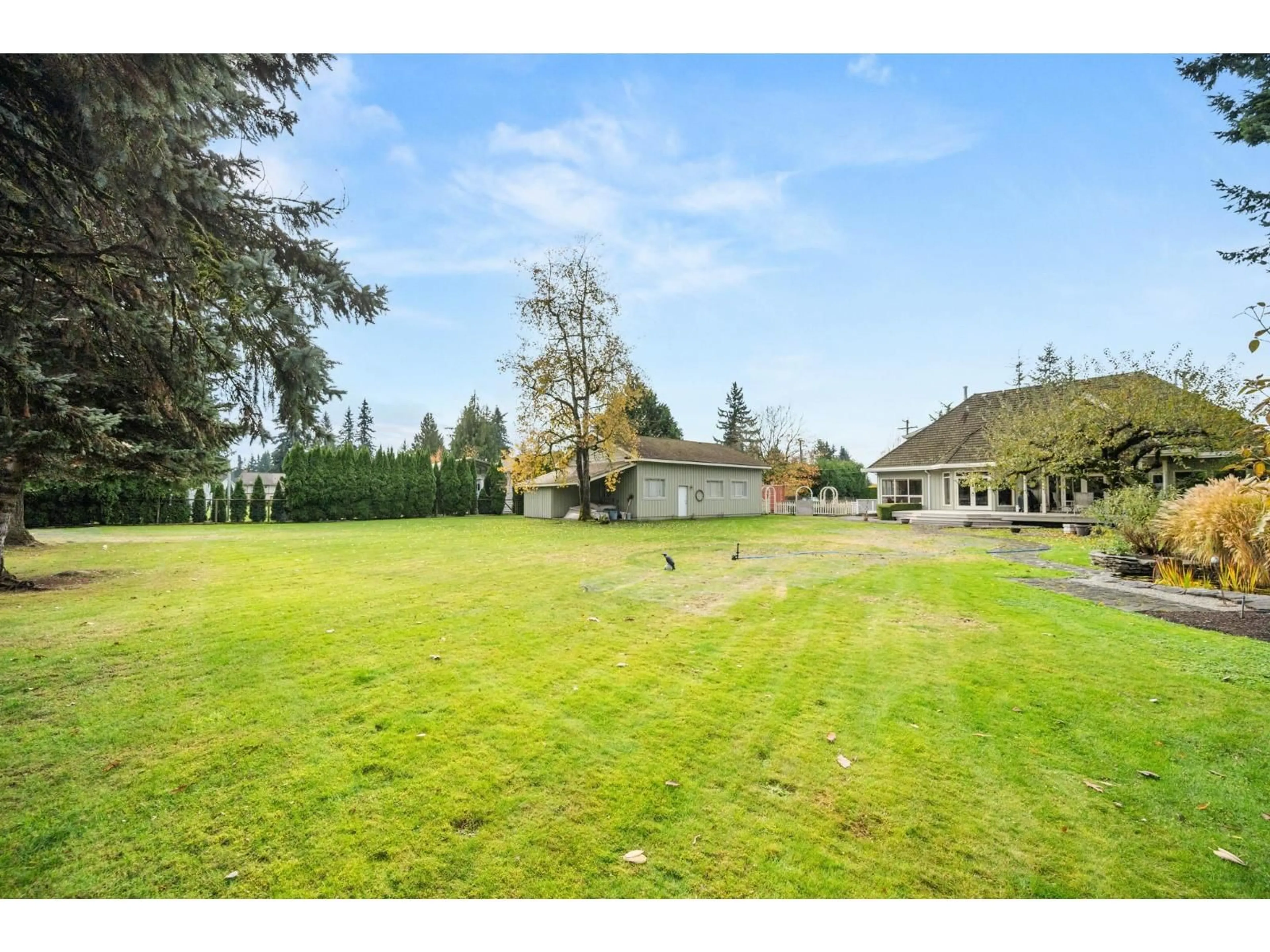 A pic from outside/outdoor area/front of a property/back of a property/a pic from drone, unknown for 5862 248, Langley British Columbia V4W1B9