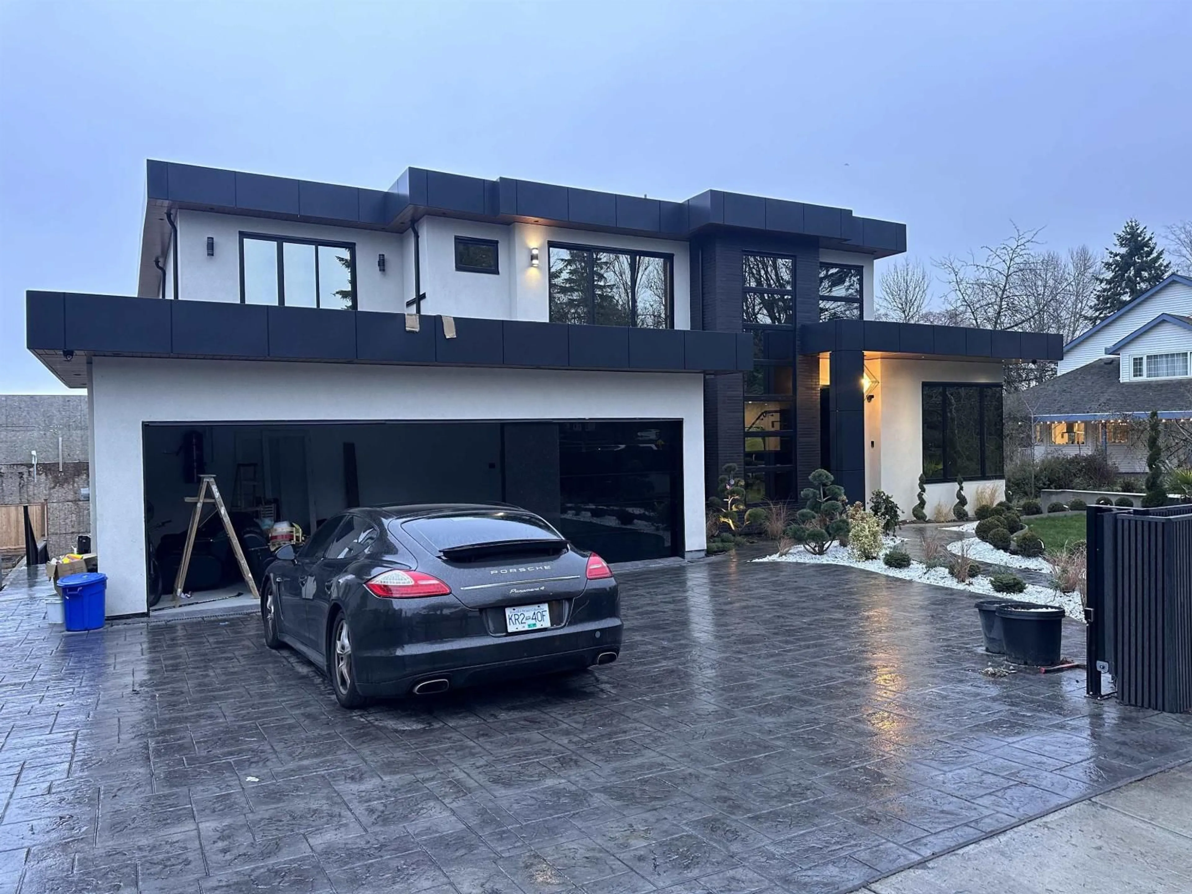 Unknown for 16427 28, Surrey British Columbia V3Z0A9