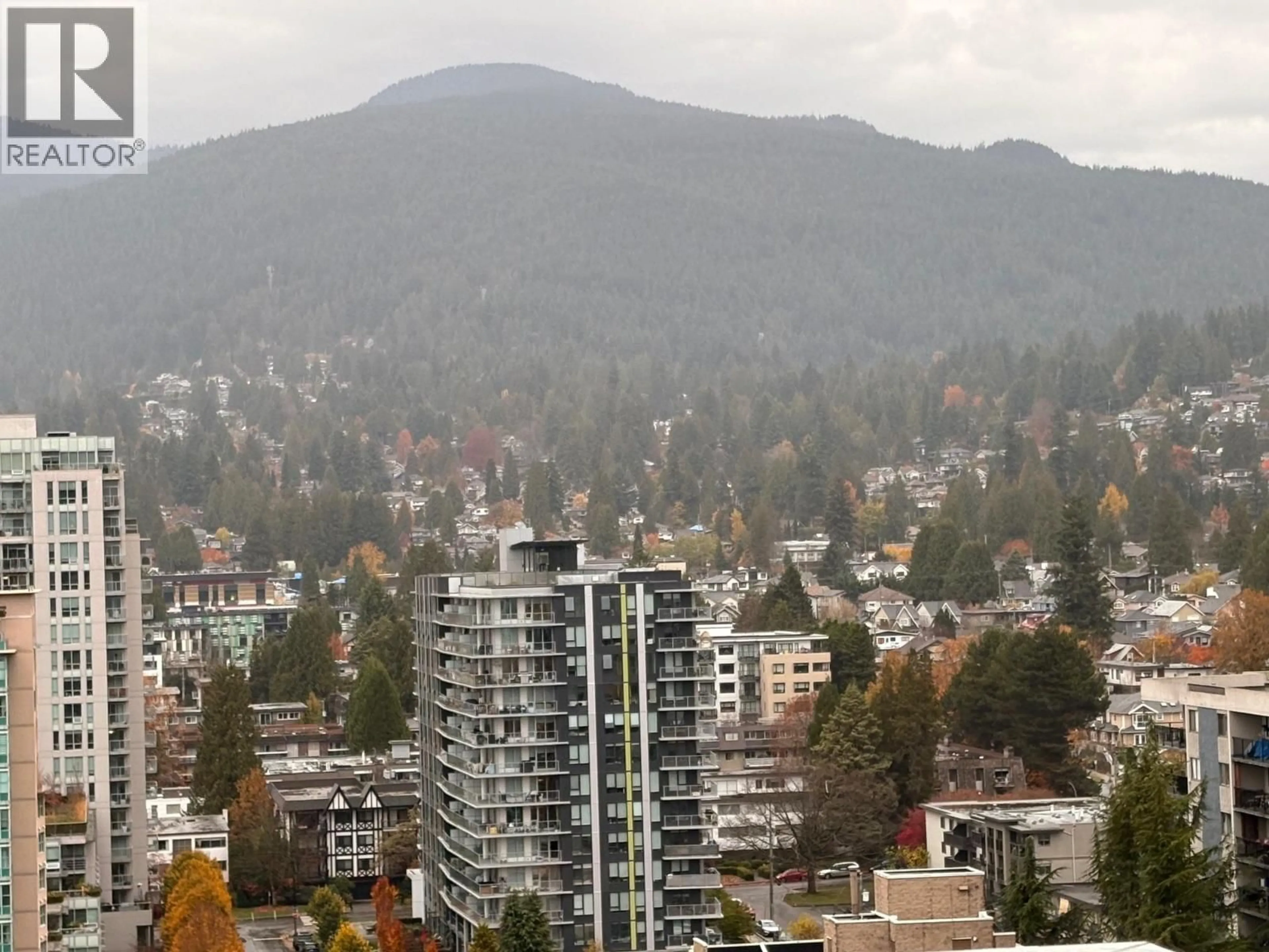 Blurry image for 1609 - 125 14TH STREET, North Vancouver British Columbia V7L0E6