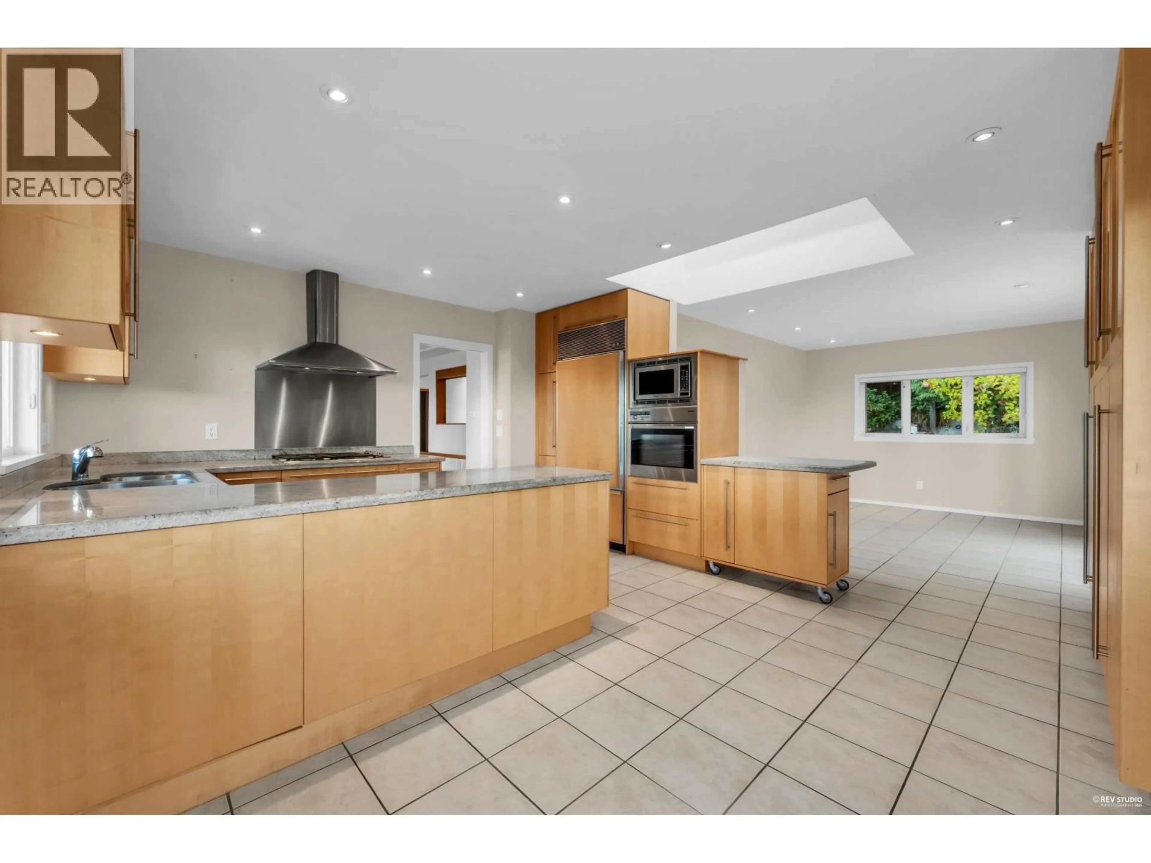 Unknown for 2615 SKILIFT PLACE, West Vancouver British Columbia V7S2T6