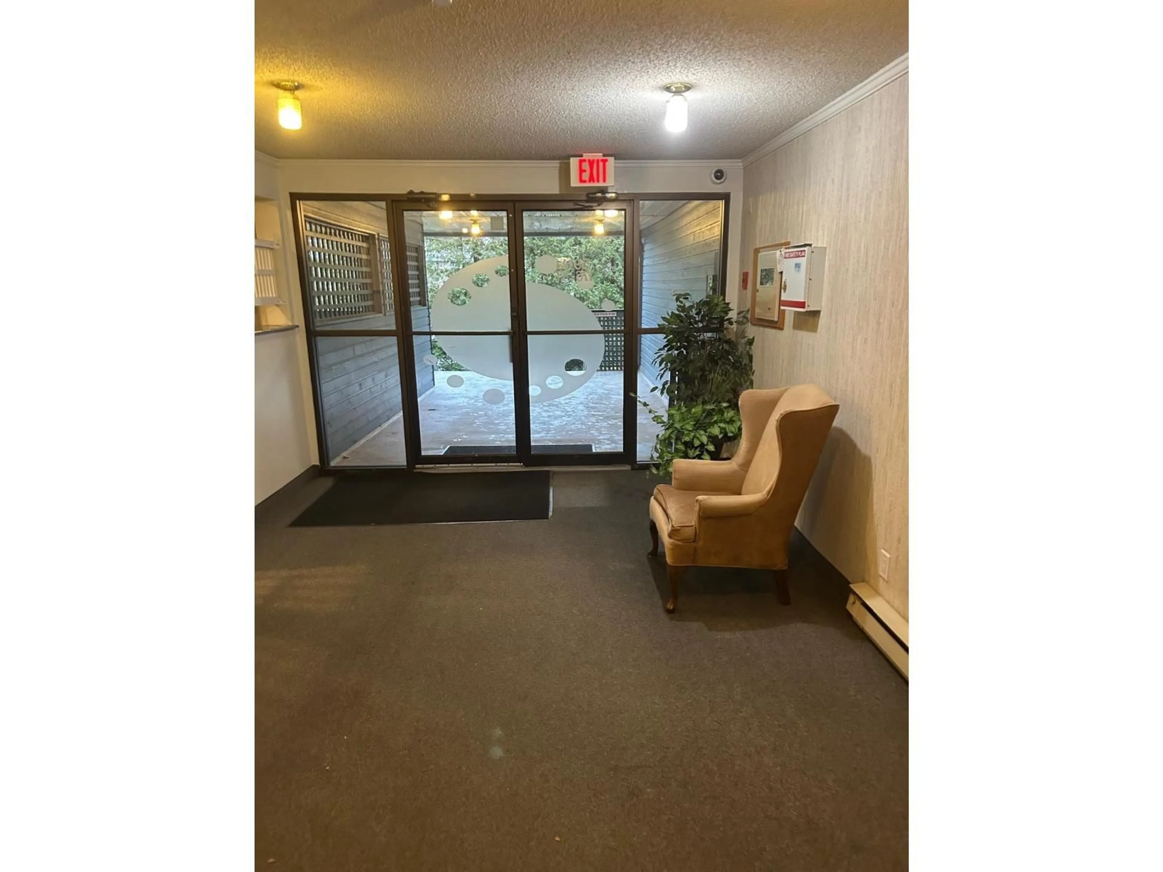 Indoor foyer for 310 - 5906 176A STREET, Surrey British Columbia V3S4H7