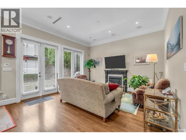 3522 27TH AVENUE, Vancouver 2