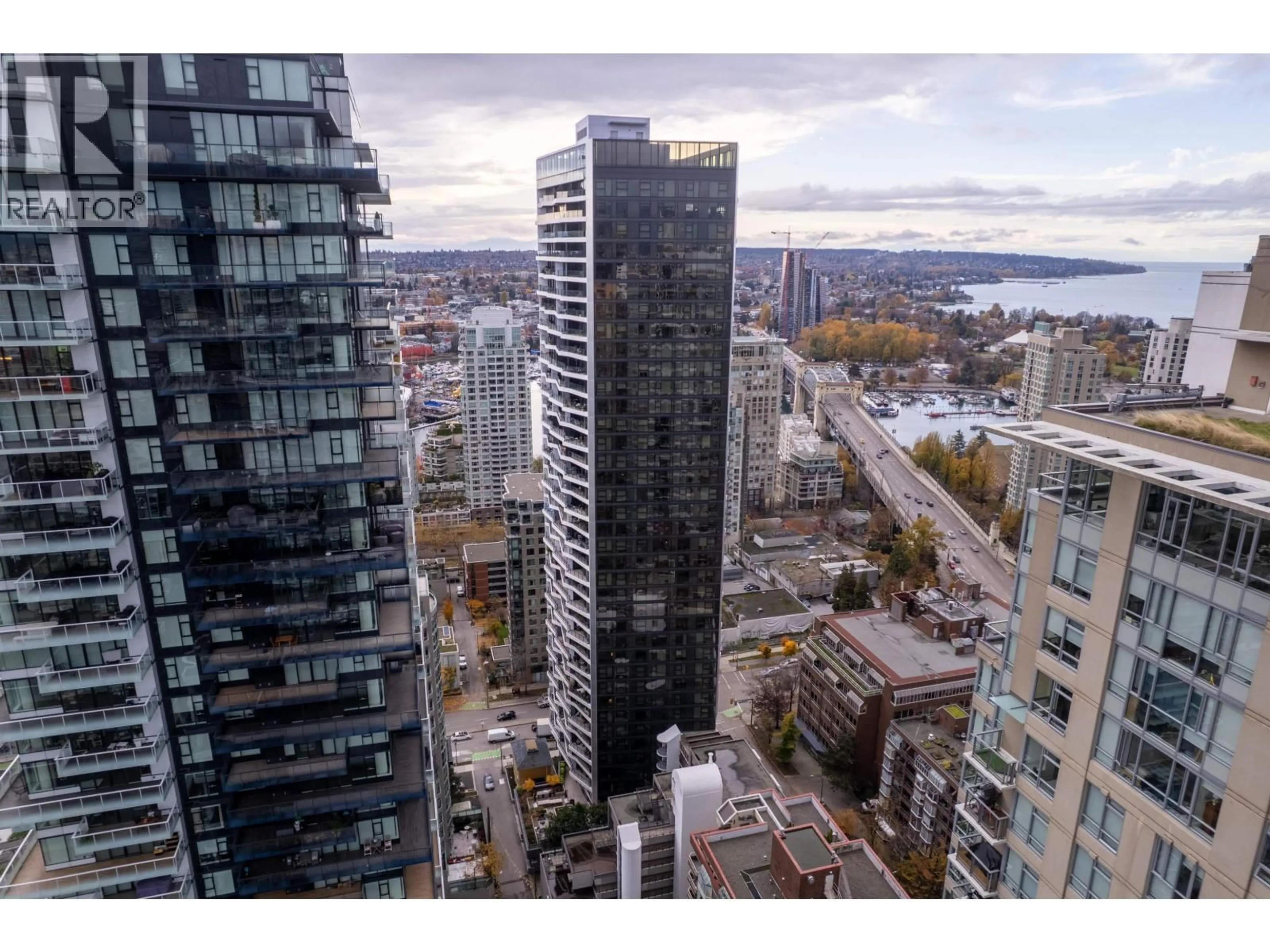A pic from outside/outdoor area/front of a property/back of a property/a pic from drone, city buildings view from balcony for 708 - 889 PACIFIC STREET, Vancouver British Columbia V6Z1C3