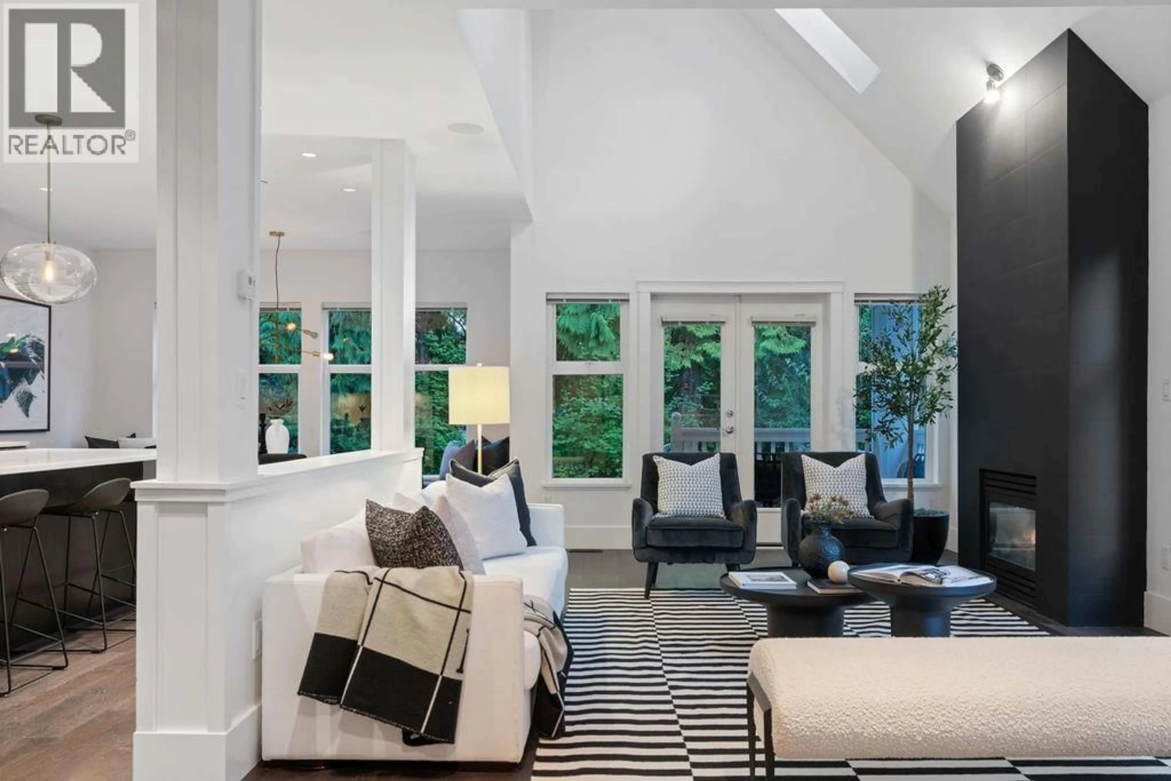 Living room with furniture, unknown for 3761 EDGEMONT BOULEVARD, North Vancouver British Columbia V7R2P6