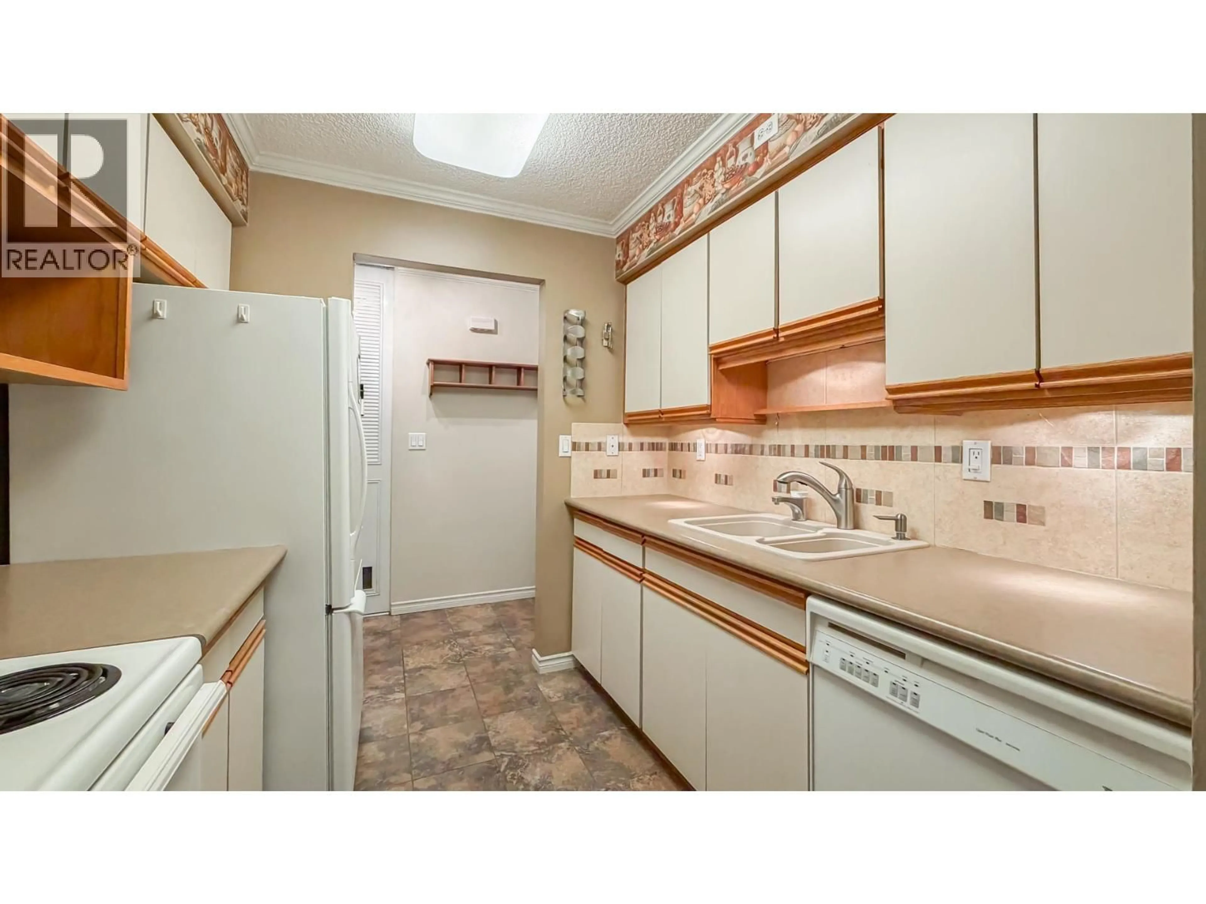 Standard kitchen, ceramic/tile floor for 116 - 11791 KING ROAD, Richmond British Columbia V7A3B5