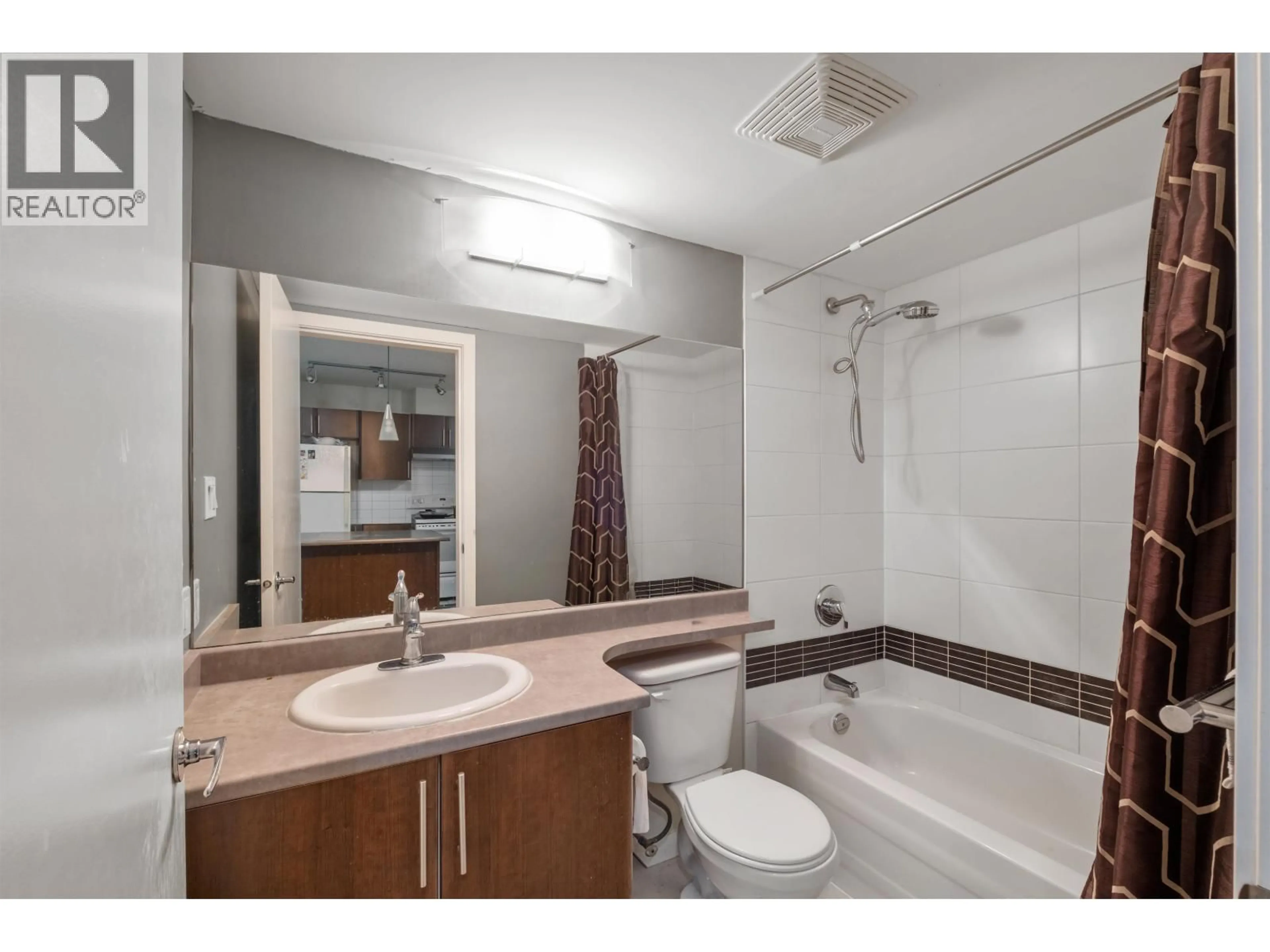 Standard bathroom, ceramic/tile floor for 1501 - 1178 HEFFLEY CRESCENT, Coquitlam British Columbia V3B0A7