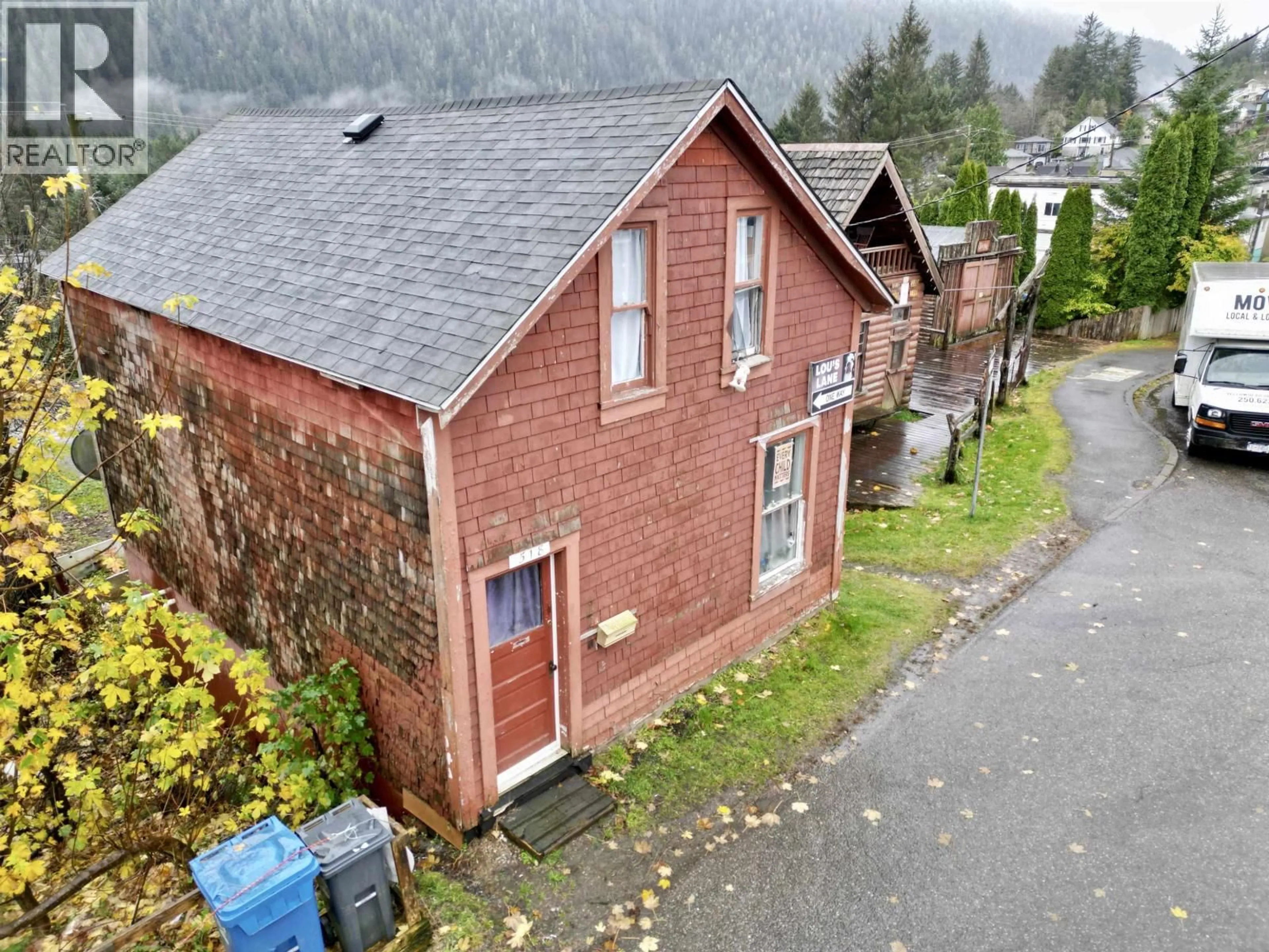A pic from outside/outdoor area/front of a property/back of a property/a pic from drone, unknown for 518 7TH AVENUE, Prince Rupert British Columbia V8J2L8