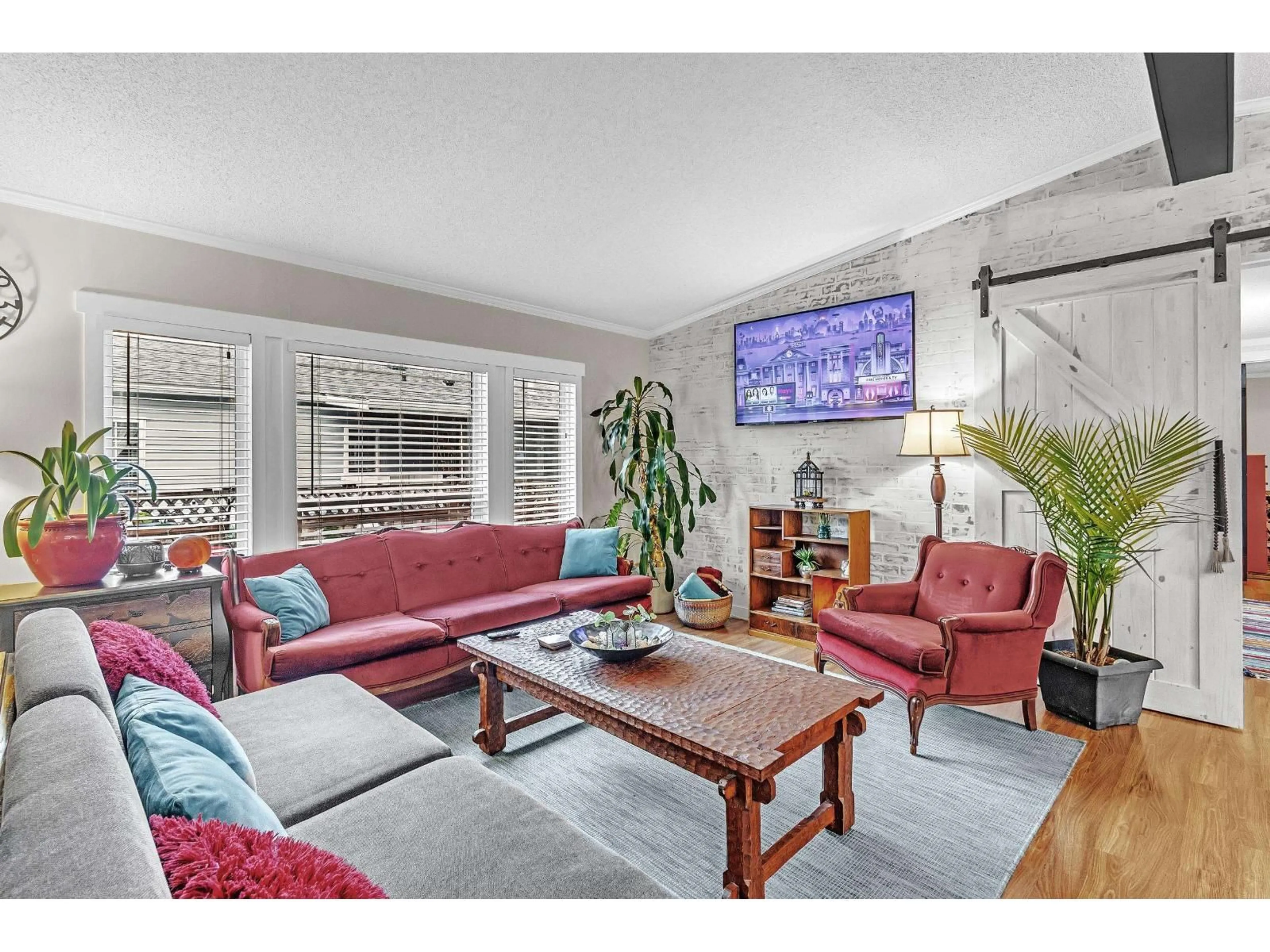 Living room with furniture, unknown for 41 - 6338 VEDDER ROAD, Chilliwack British Columbia V2R3R2