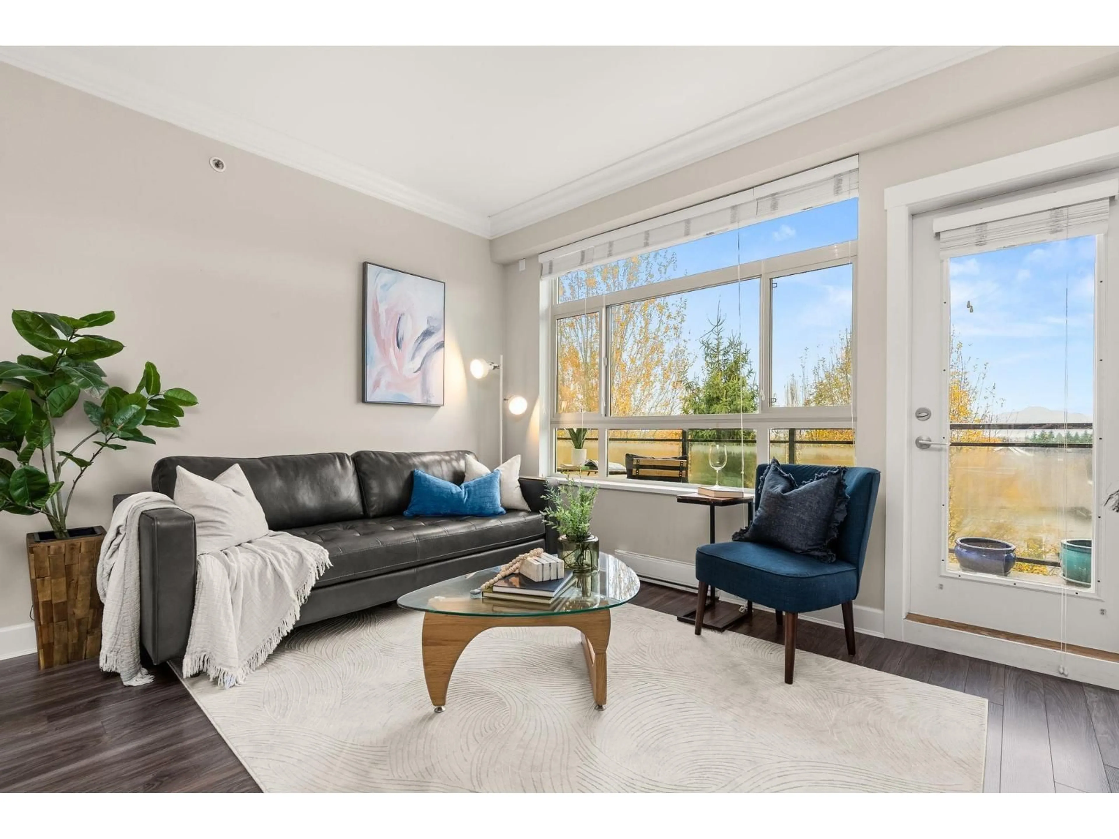 Living room with furniture, unknown for 319 - 20861 83 AVENUE, Langley British Columbia V2Y2C4