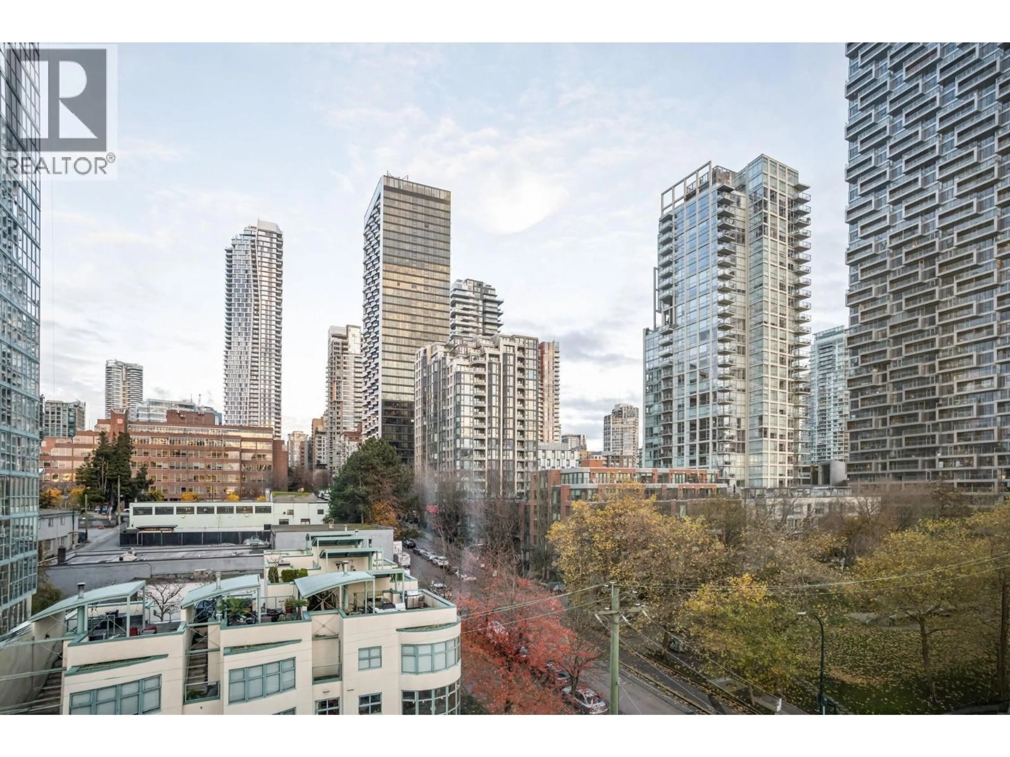 Unknown for 703 - 910 BEACH AVENUE, Vancouver British Columbia V6Z2W7