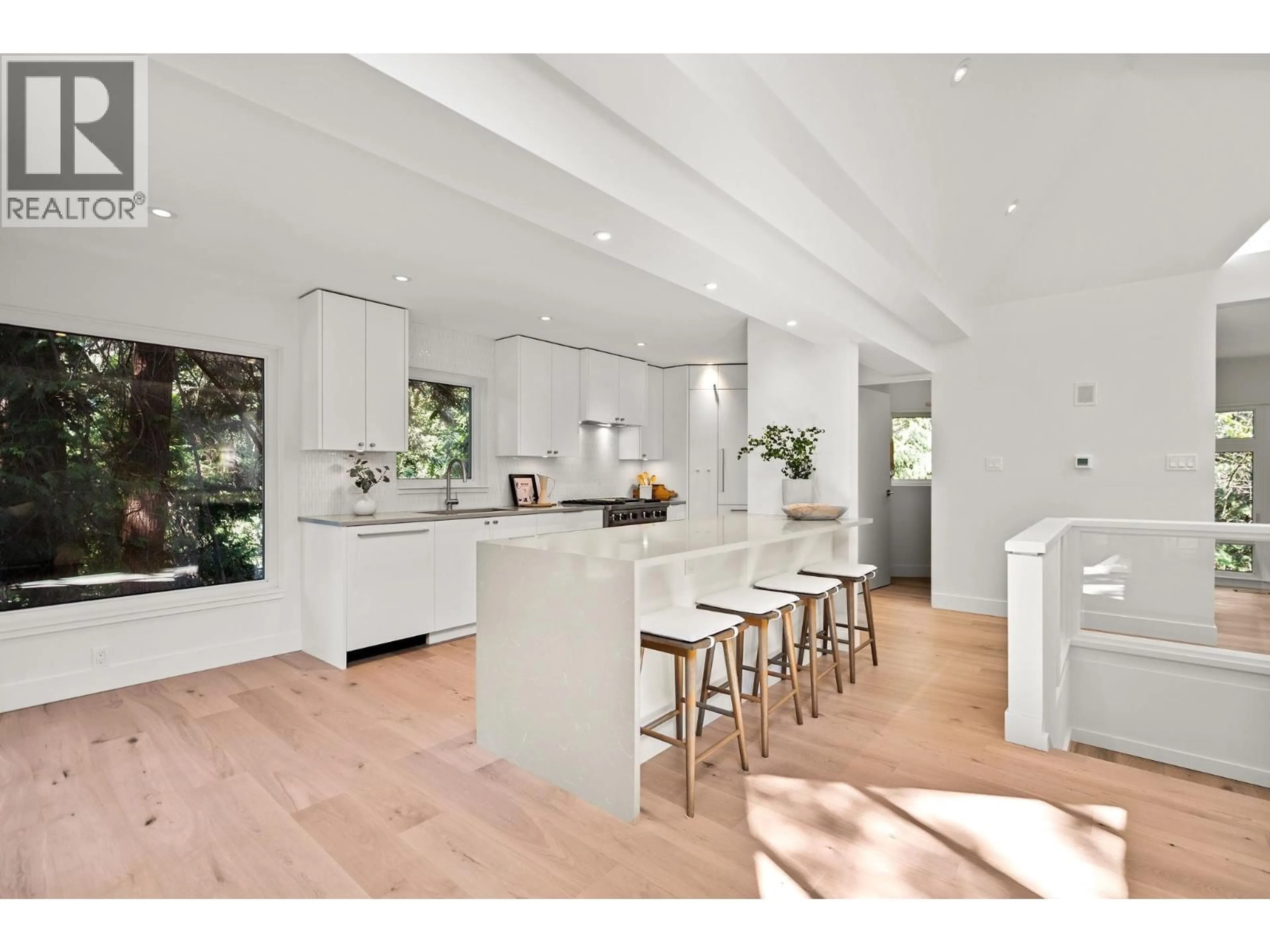 Open concept kitchen, unknown for 5061 BEAR LANE, West Vancouver British Columbia V7W1L2