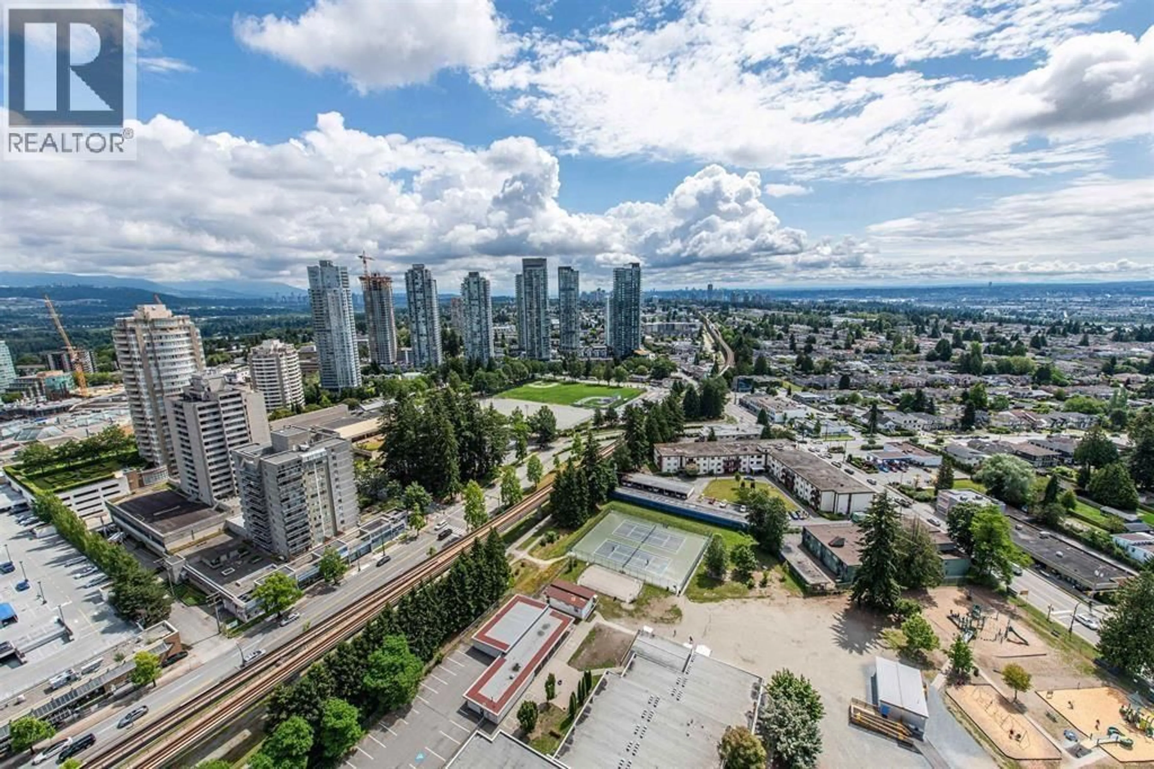 A pic from outside/outdoor area/front of a property/back of a property/a pic from drone, city buildings view from balcony for 3701 - 6658 DOW AVENUE, Burnaby British Columbia V5H0C7