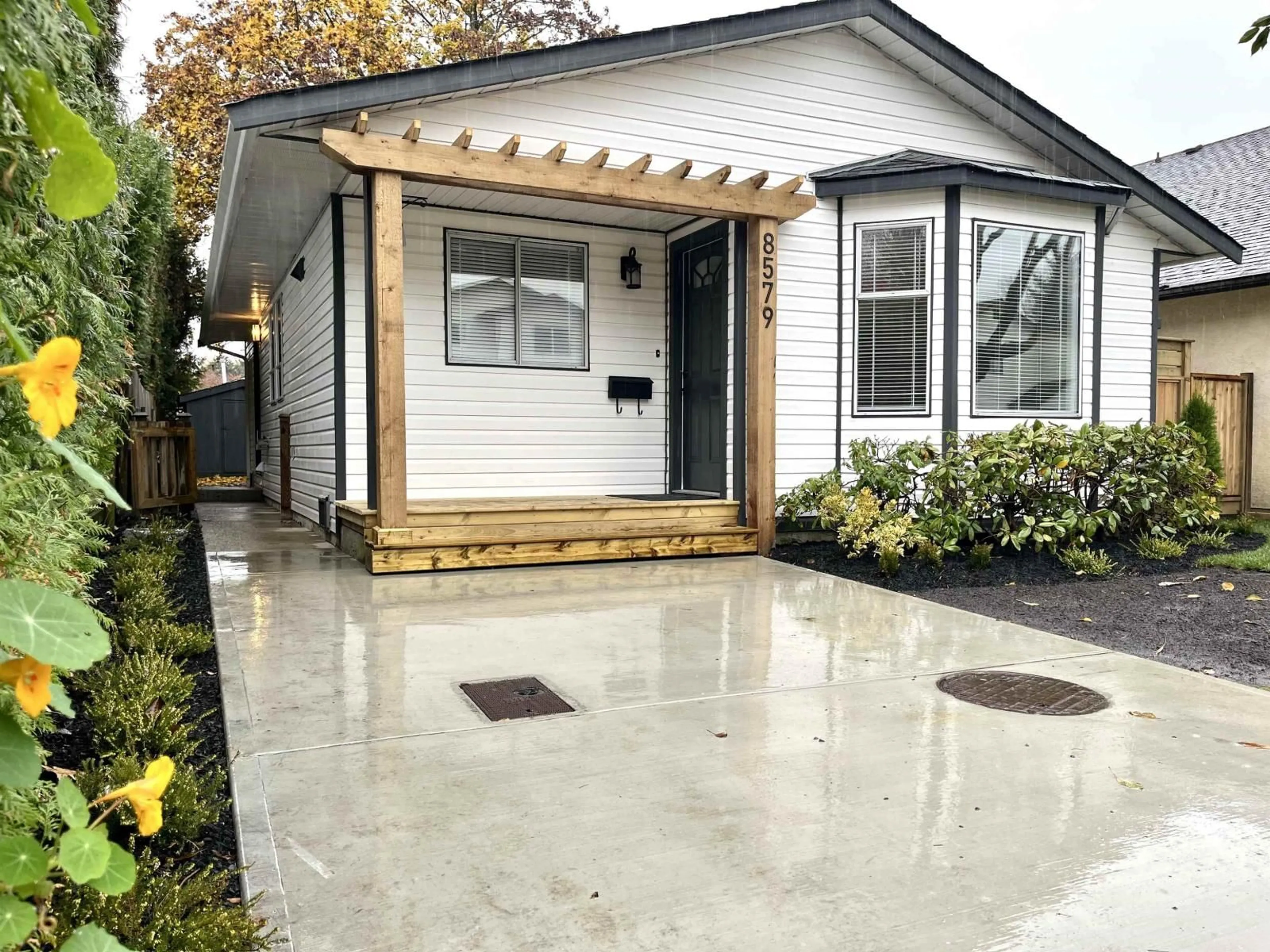 Home with vinyl exterior material, street for 8579 MCCUTCHEON AVENUE, Chilliwack British Columbia V2P7L3