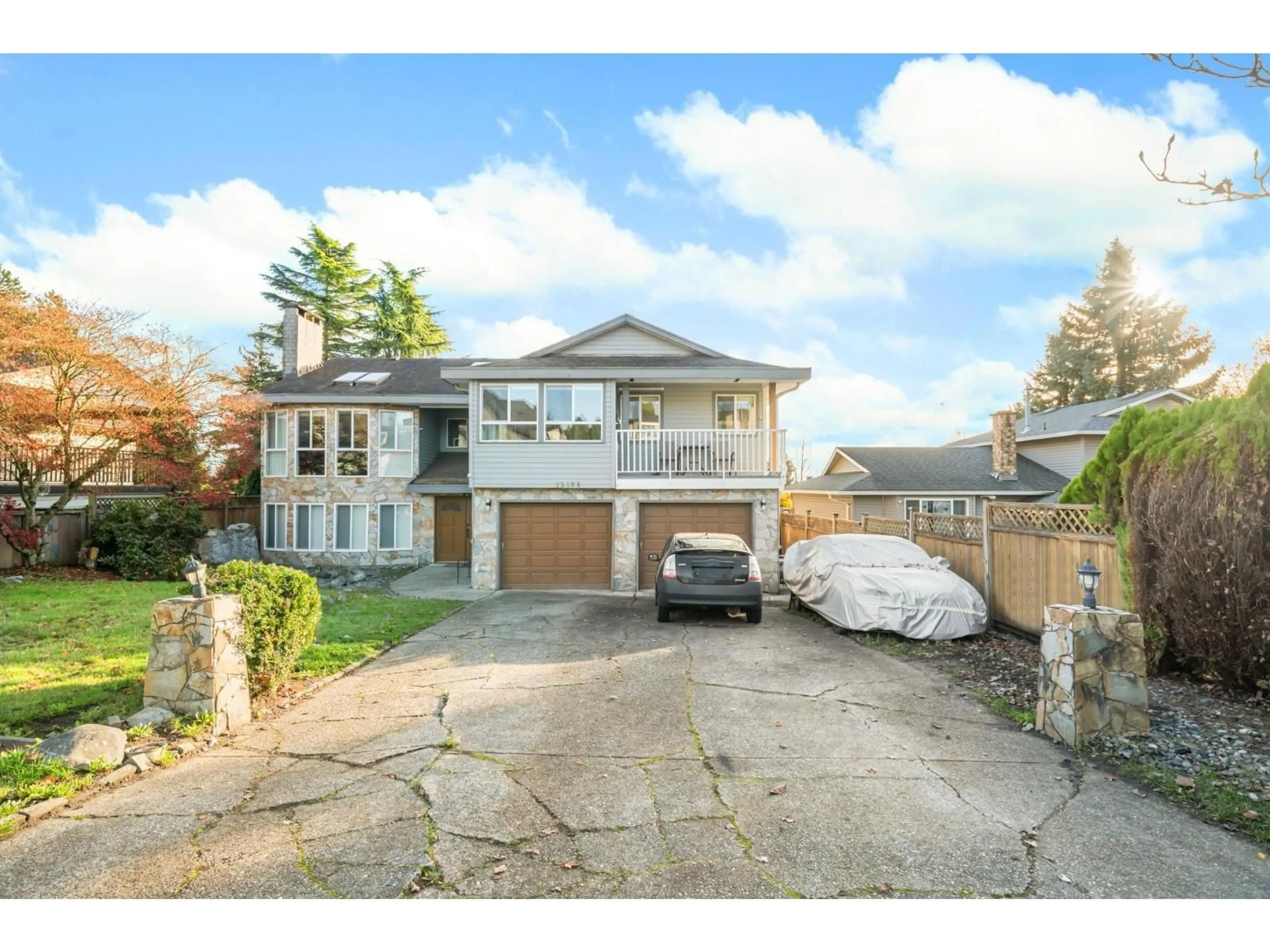 A pic from outside/outdoor area/front of a property/back of a property/a pic from drone, street for 15104 85A, Surrey British Columbia V3S6A5