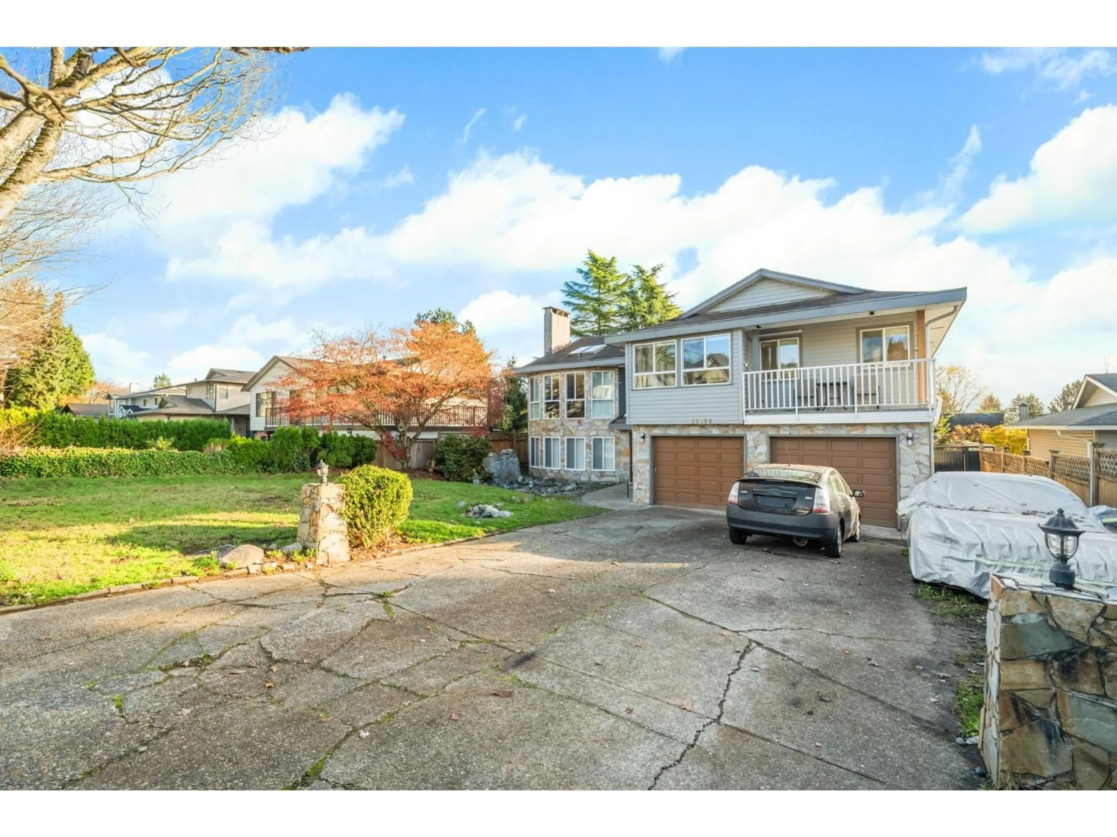 A pic from outside/outdoor area/front of a property/back of a property/a pic from drone, street for 15104 85A, Surrey British Columbia V3S6A5