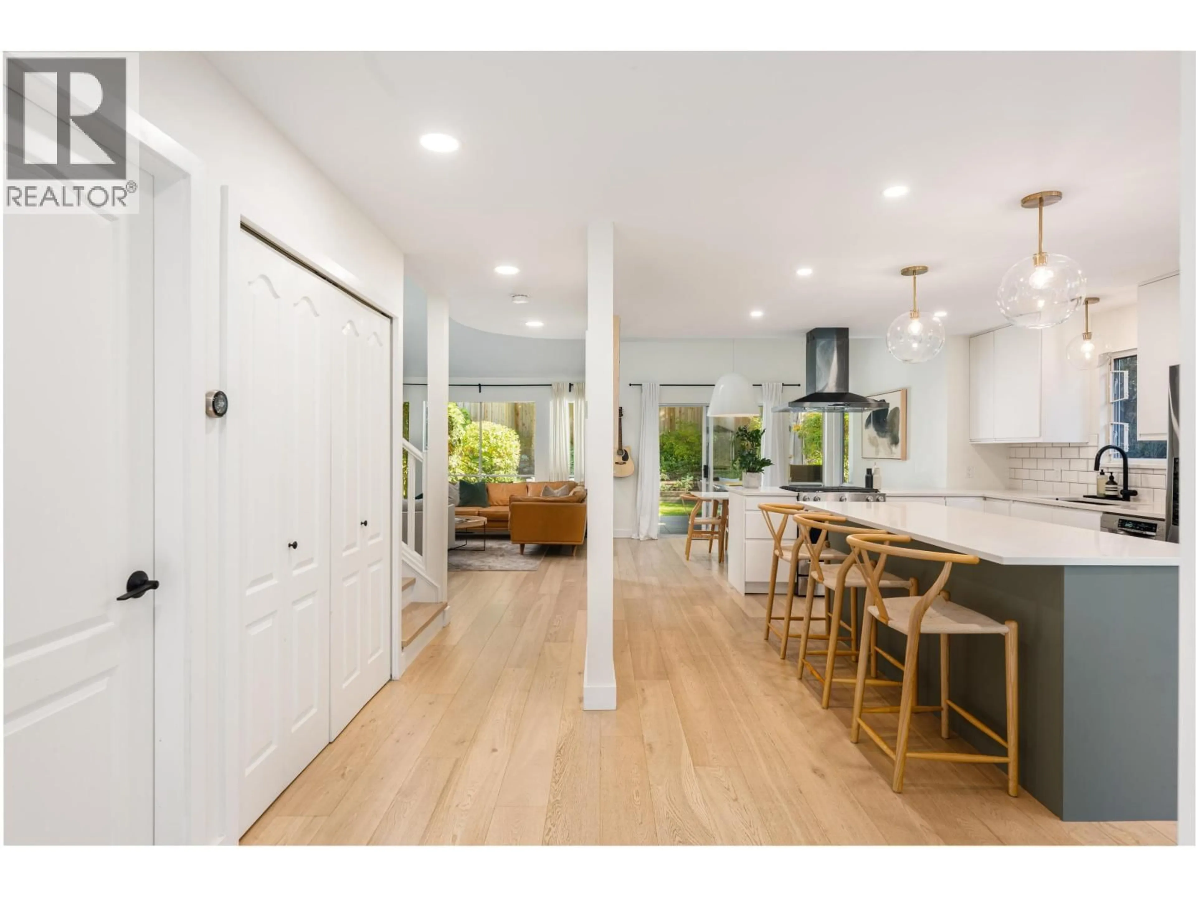 Open concept kitchen, unknown for 48 - 1001 NORTHLANDS DRIVE, North Vancouver British Columbia V7H2Z2