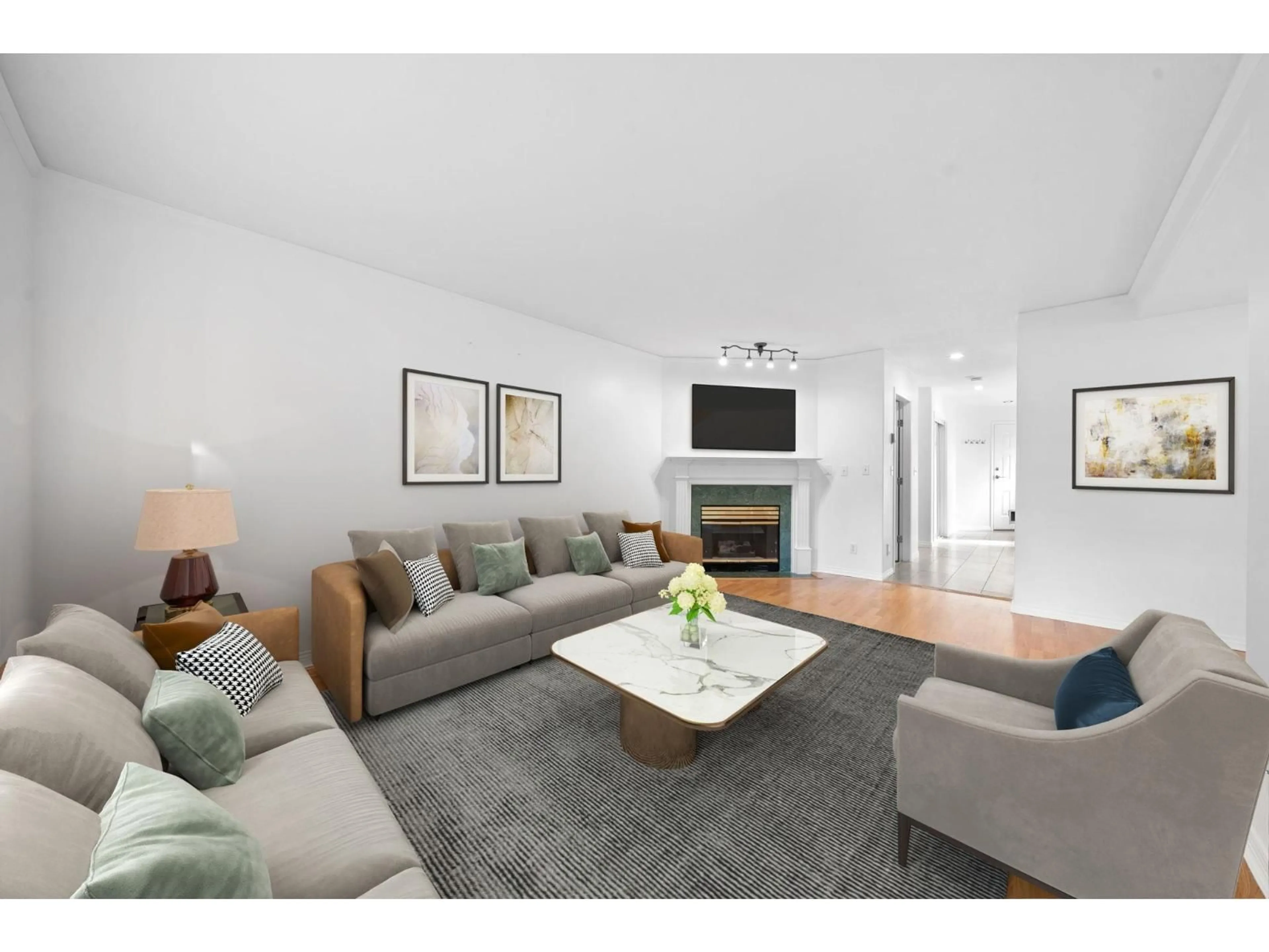 Living room with furniture, unknown for 113 - 15550 26 AVENUE, Surrey British Columbia V4P1C6